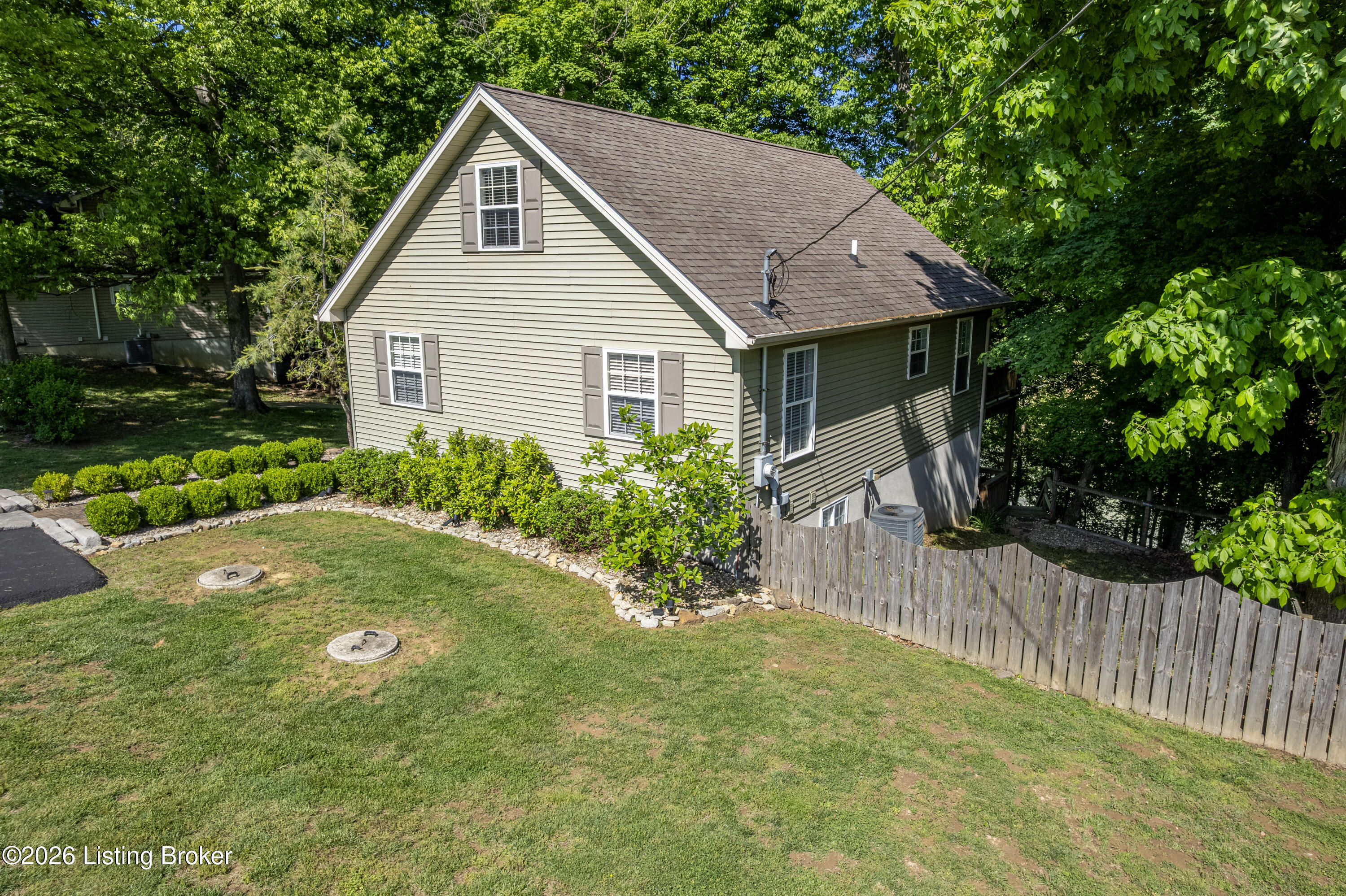 485 Bentwood Ln Property Photo 65
