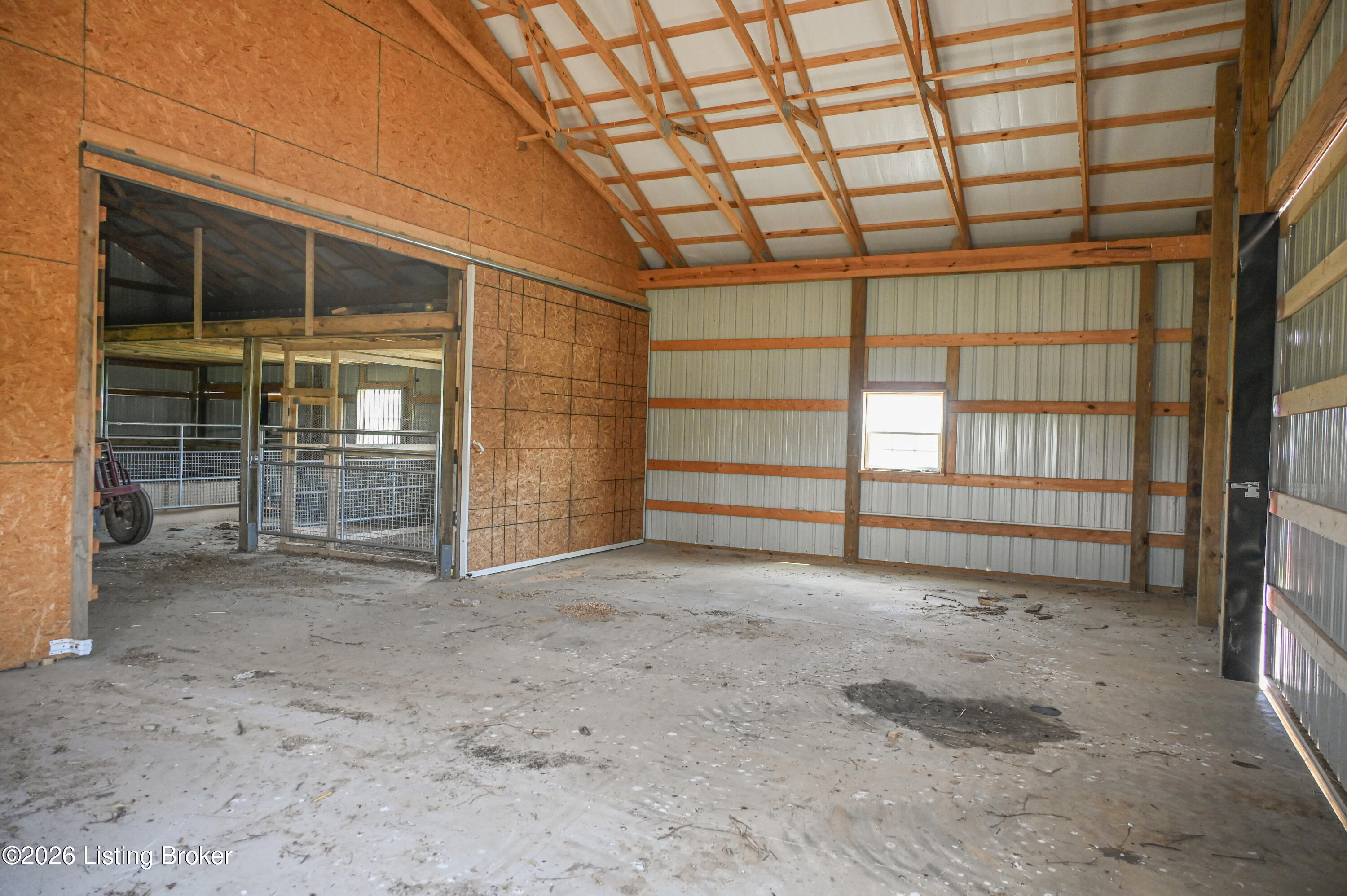 904 Lawrenceburg Rd Property Photo 23