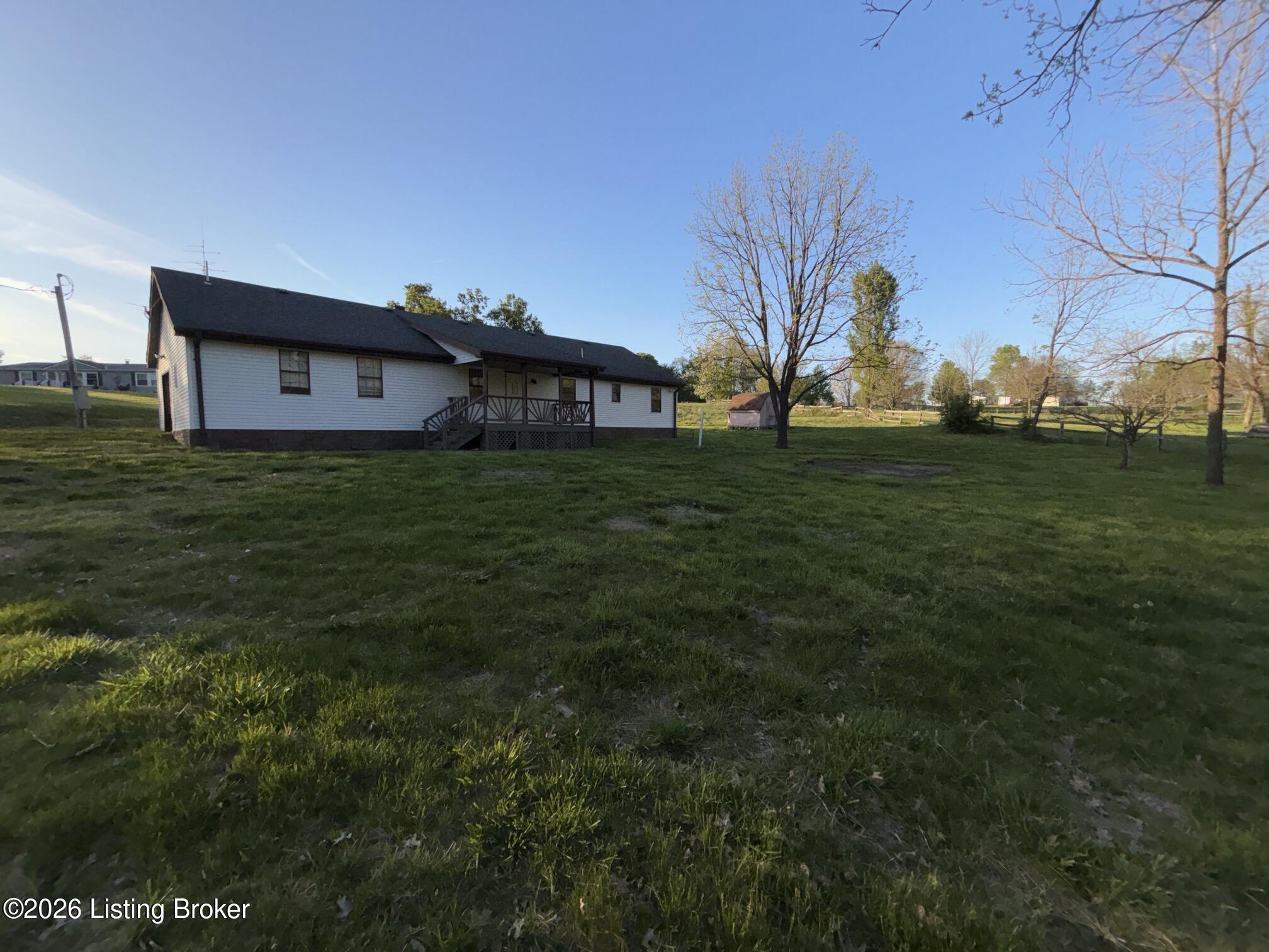 186 Blakemore Ln Property Photo 1