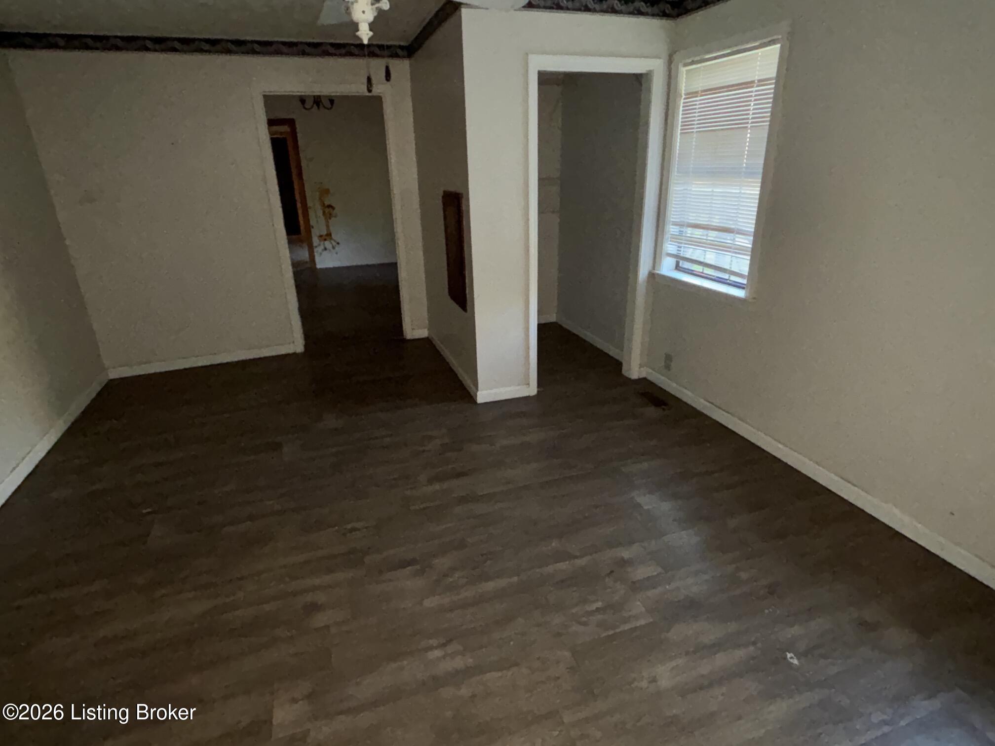 186 Blakemore Ln Property Photo 9