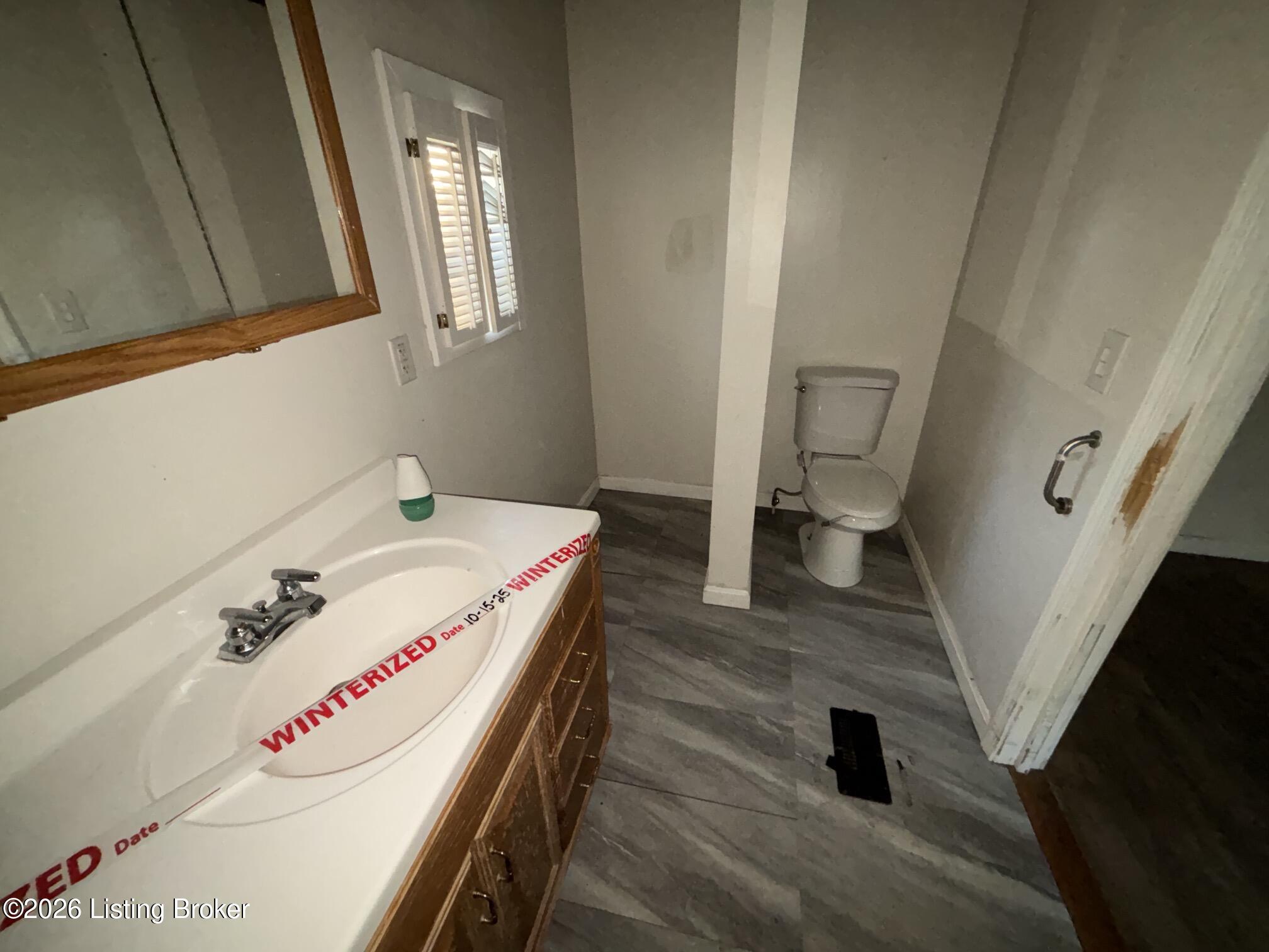 186 Blakemore Ln Property Photo 10