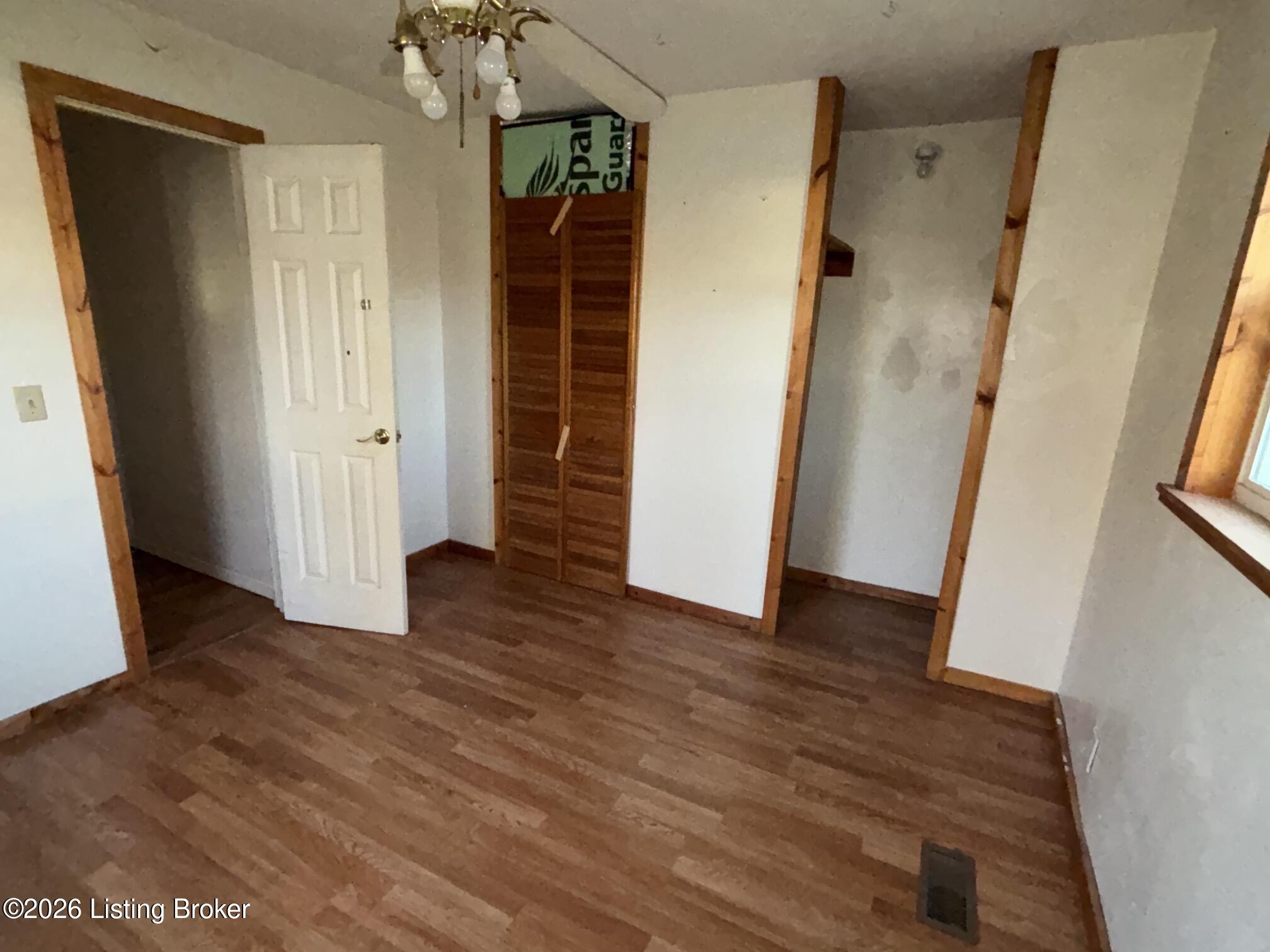 186 Blakemore Ln Property Photo 16