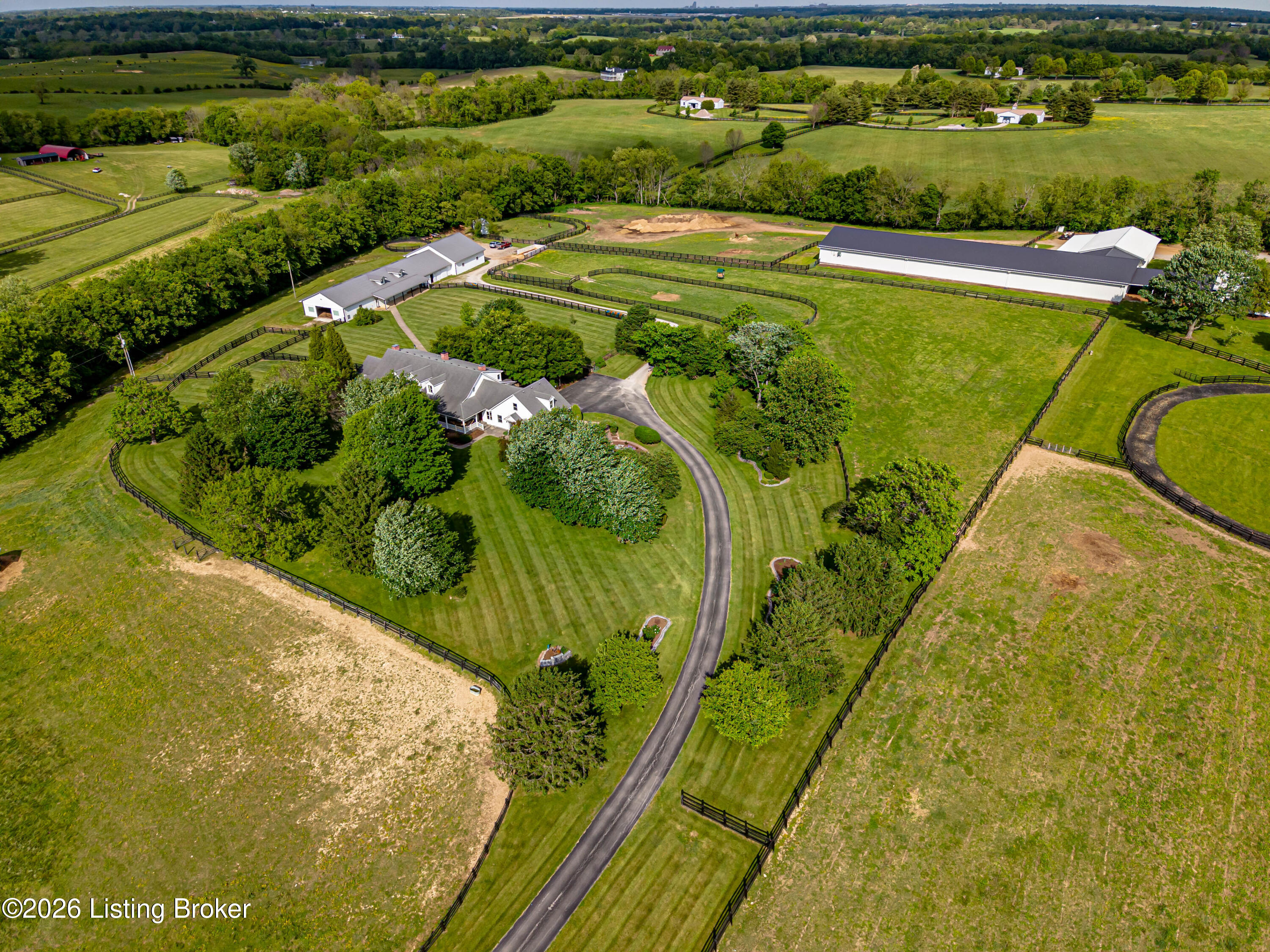 1460 Shannon Run Rd Property Photo 6