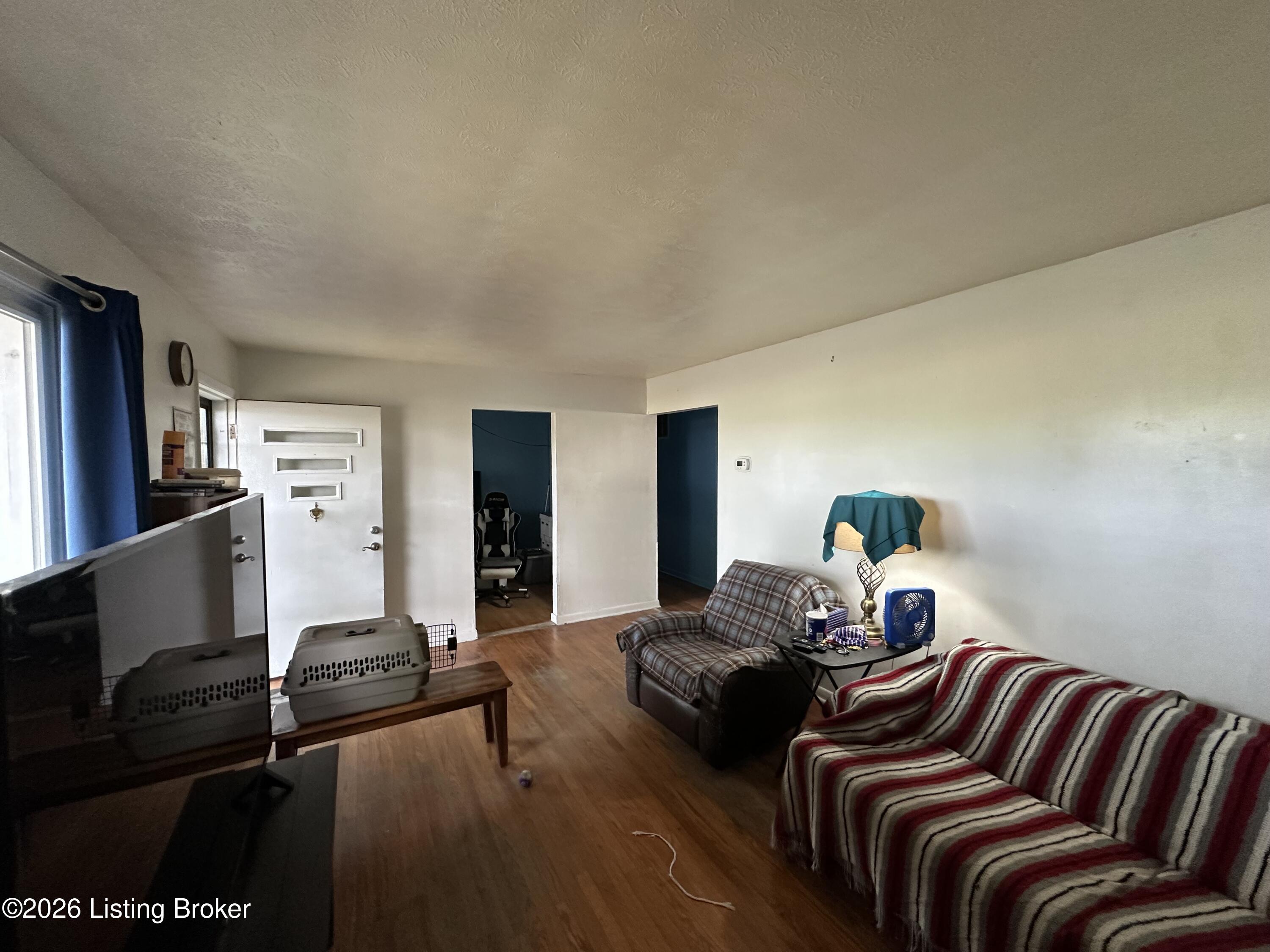 804 Wallace Ave Property Photo 4