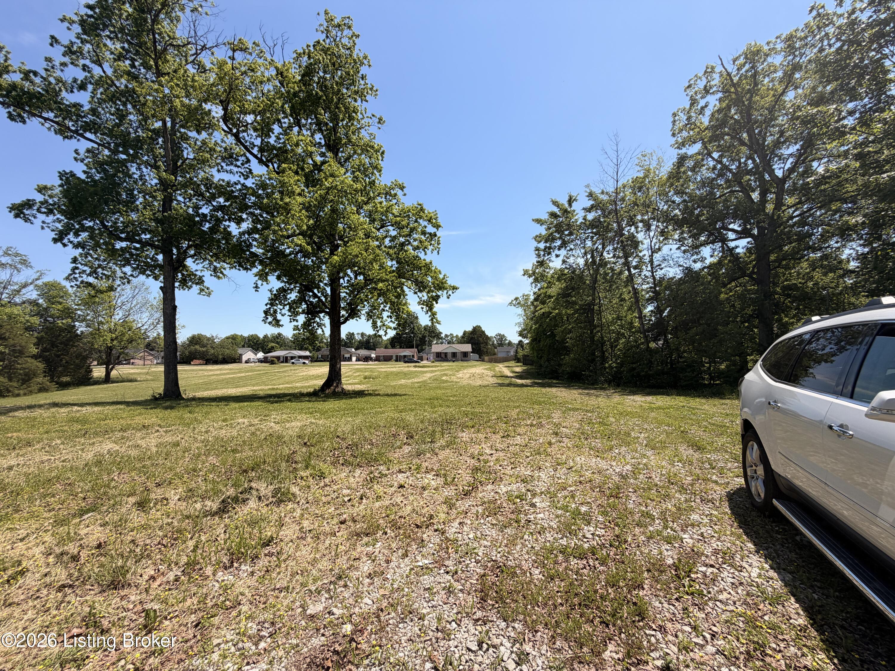 718 Beech Grove Rd Property Photo 8