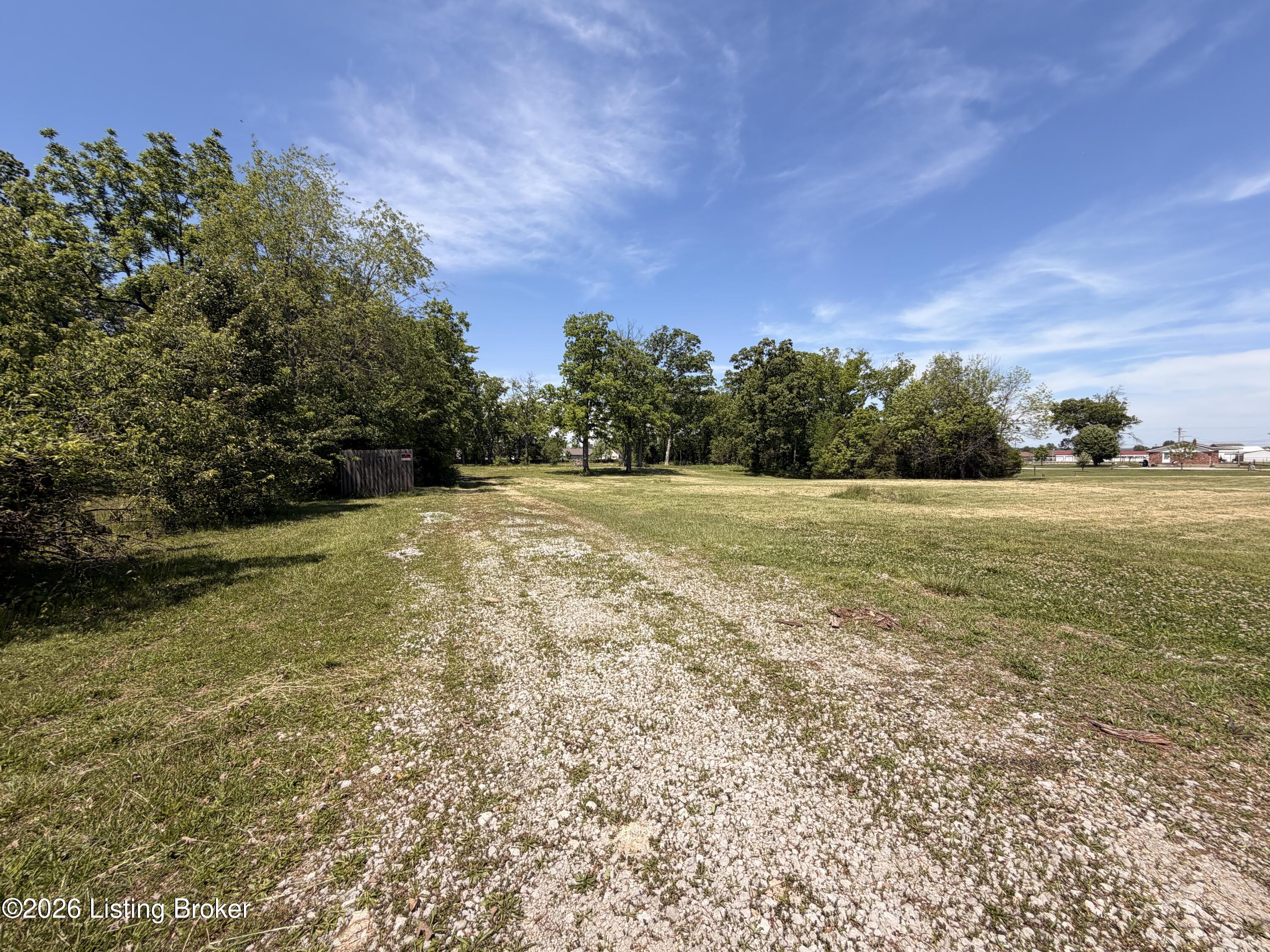 718 Beech Grove Rd Property Photo 11