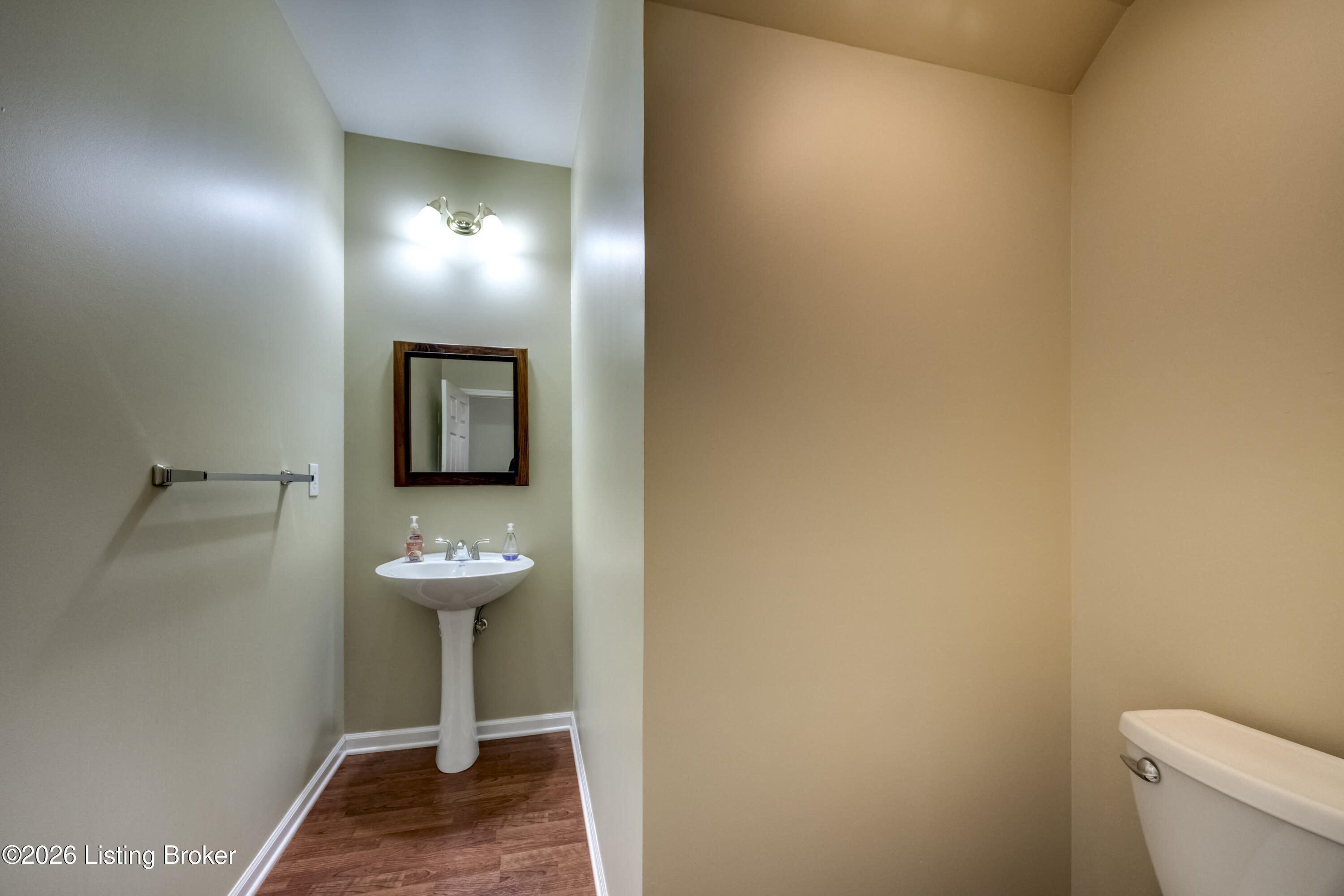 5034 Ardossan Square Property Photo 28