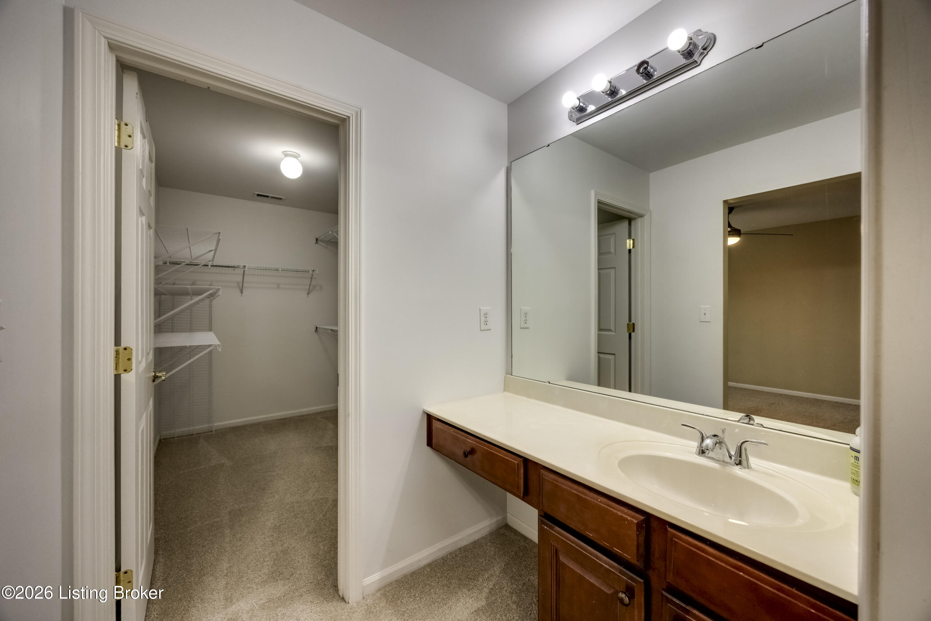 5034 Ardossan Square Property Photo 35