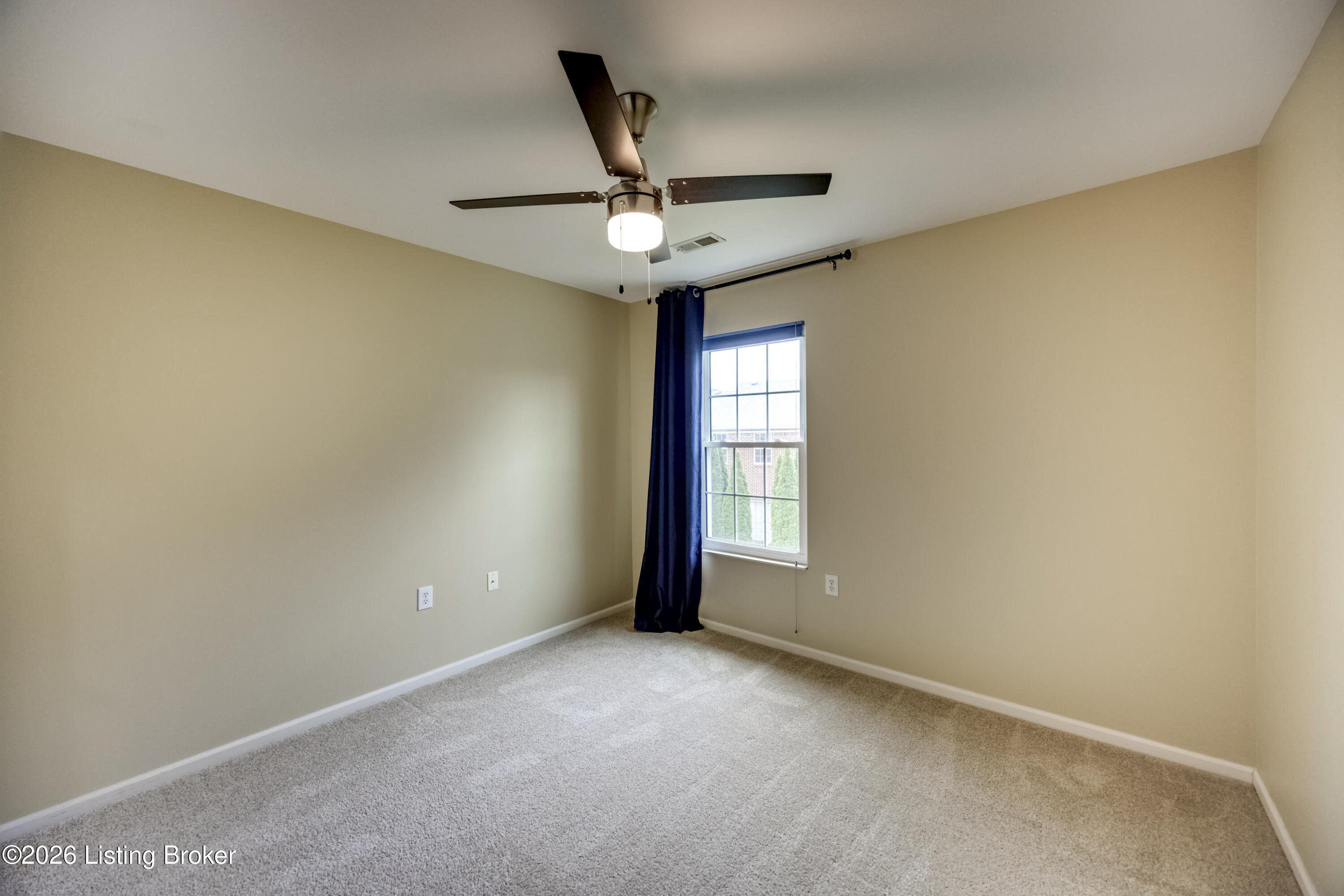 5034 Ardossan Square Property Photo 53