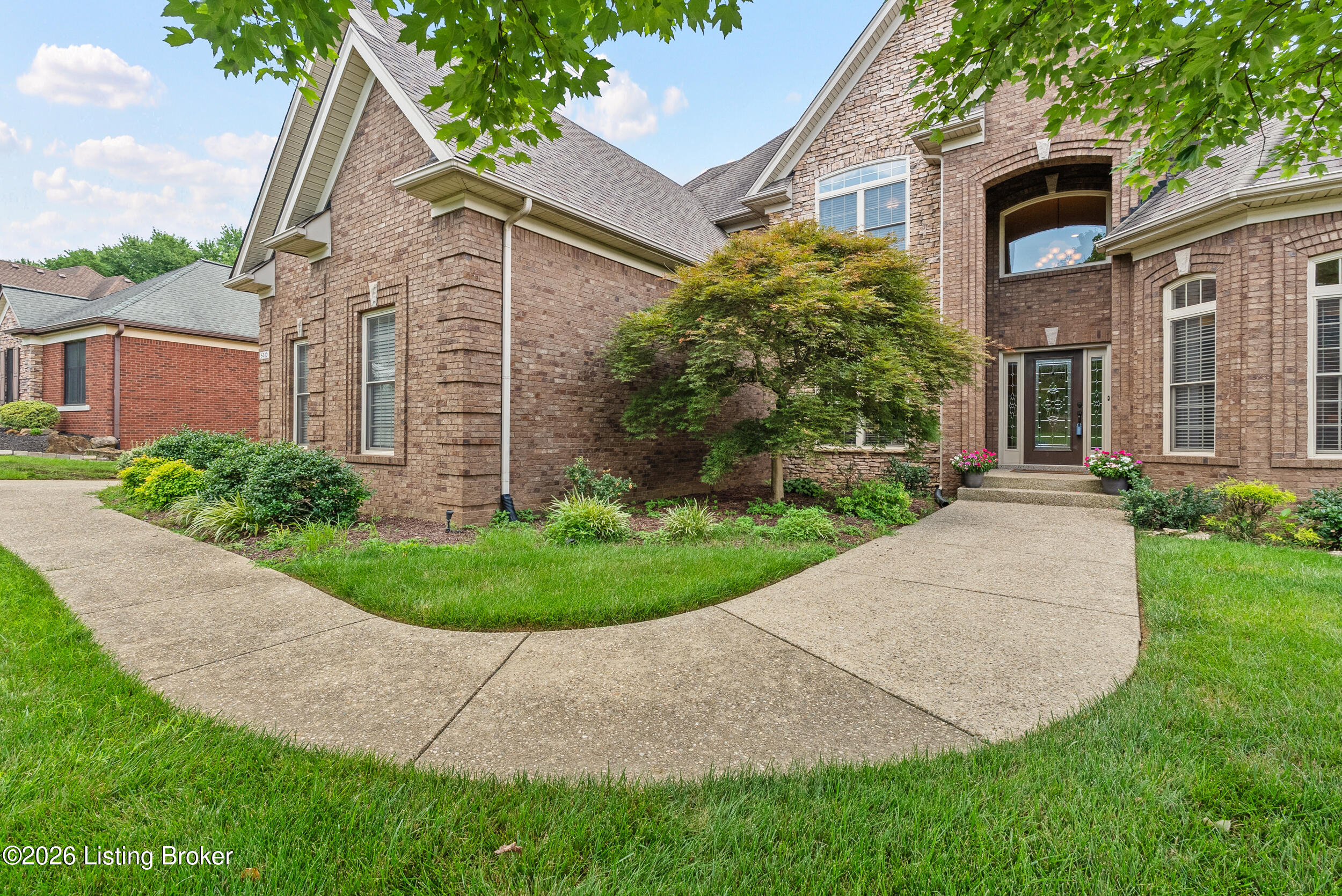 5510 Rock Valley Way Property Photo 3