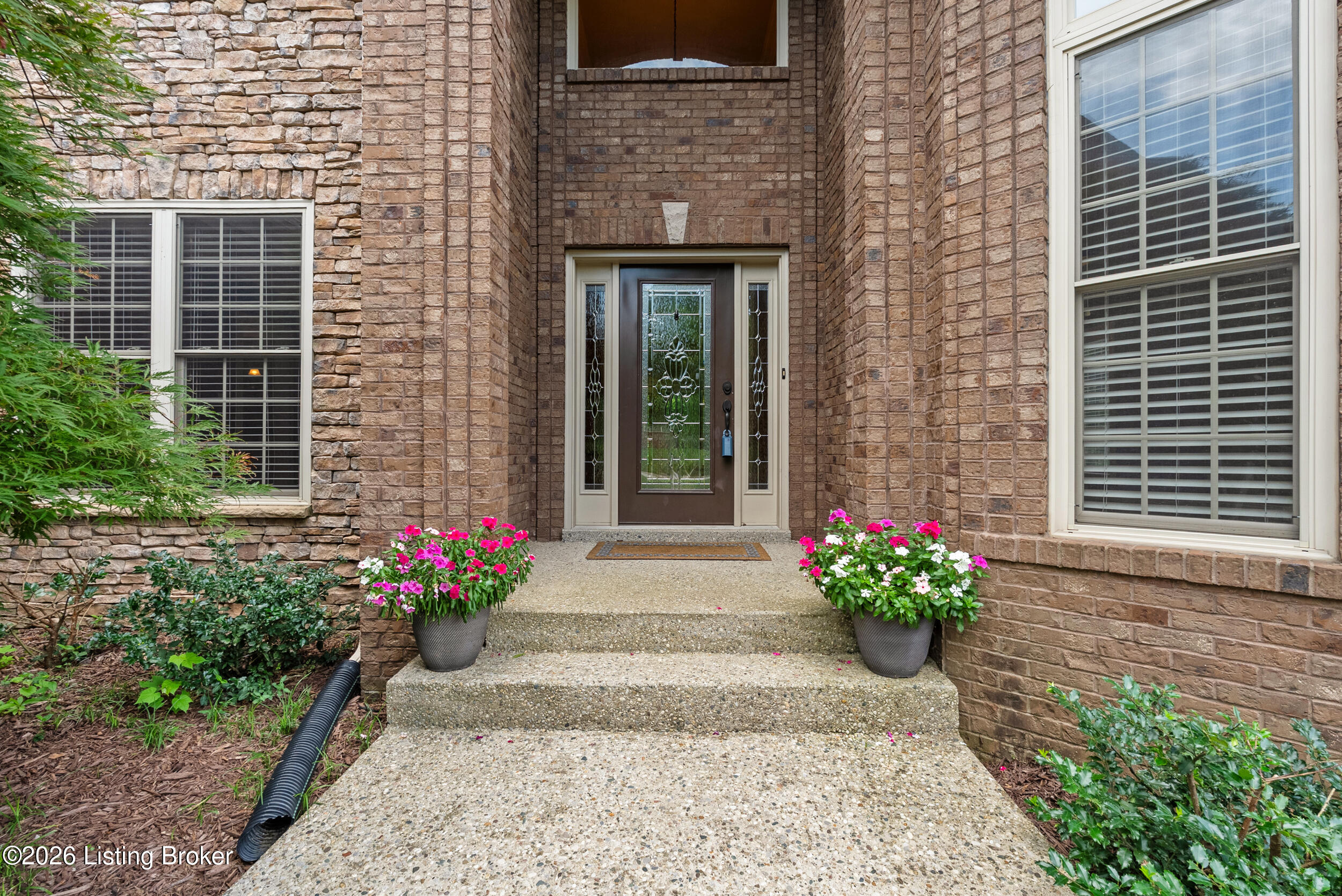 5510 Rock Valley Way Property Photo 4