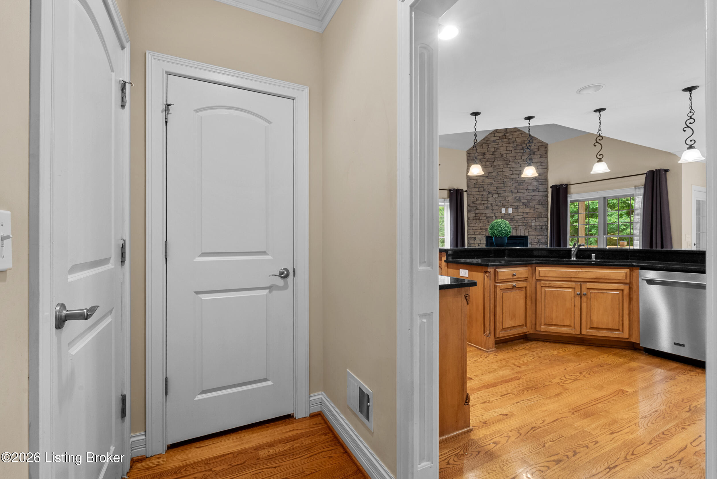 5510 Rock Valley Way Property Photo 12