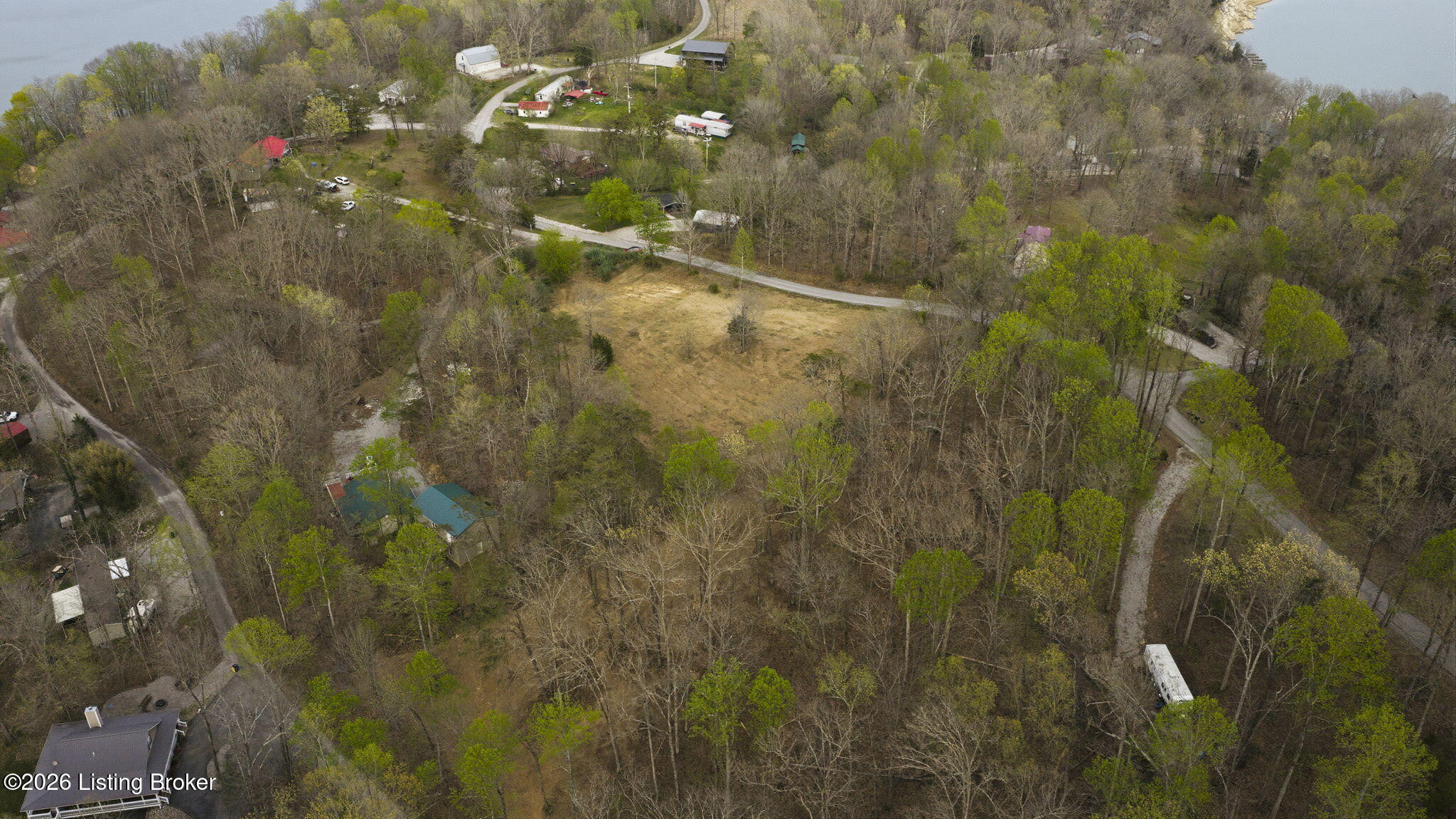 860 Noah Stevenson Rd Property Photo 3