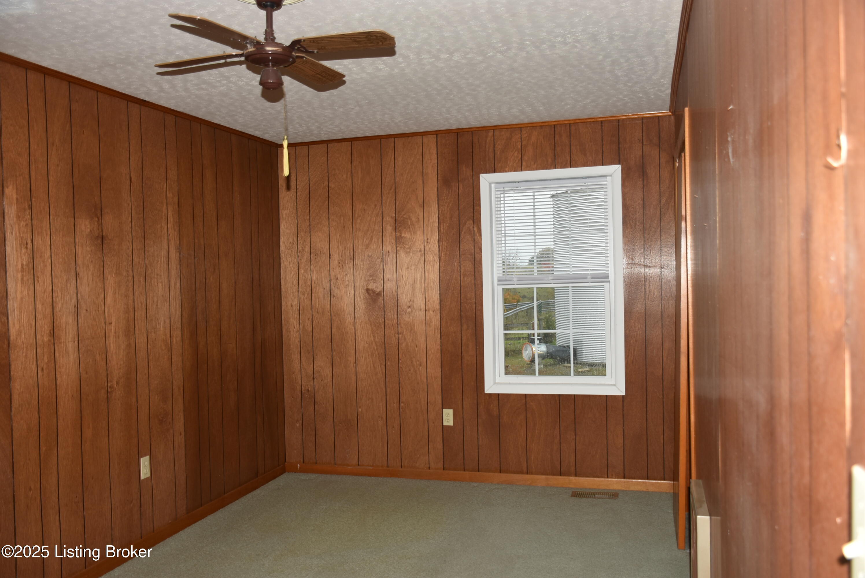 2805 Columbia Rd Property Photo 43