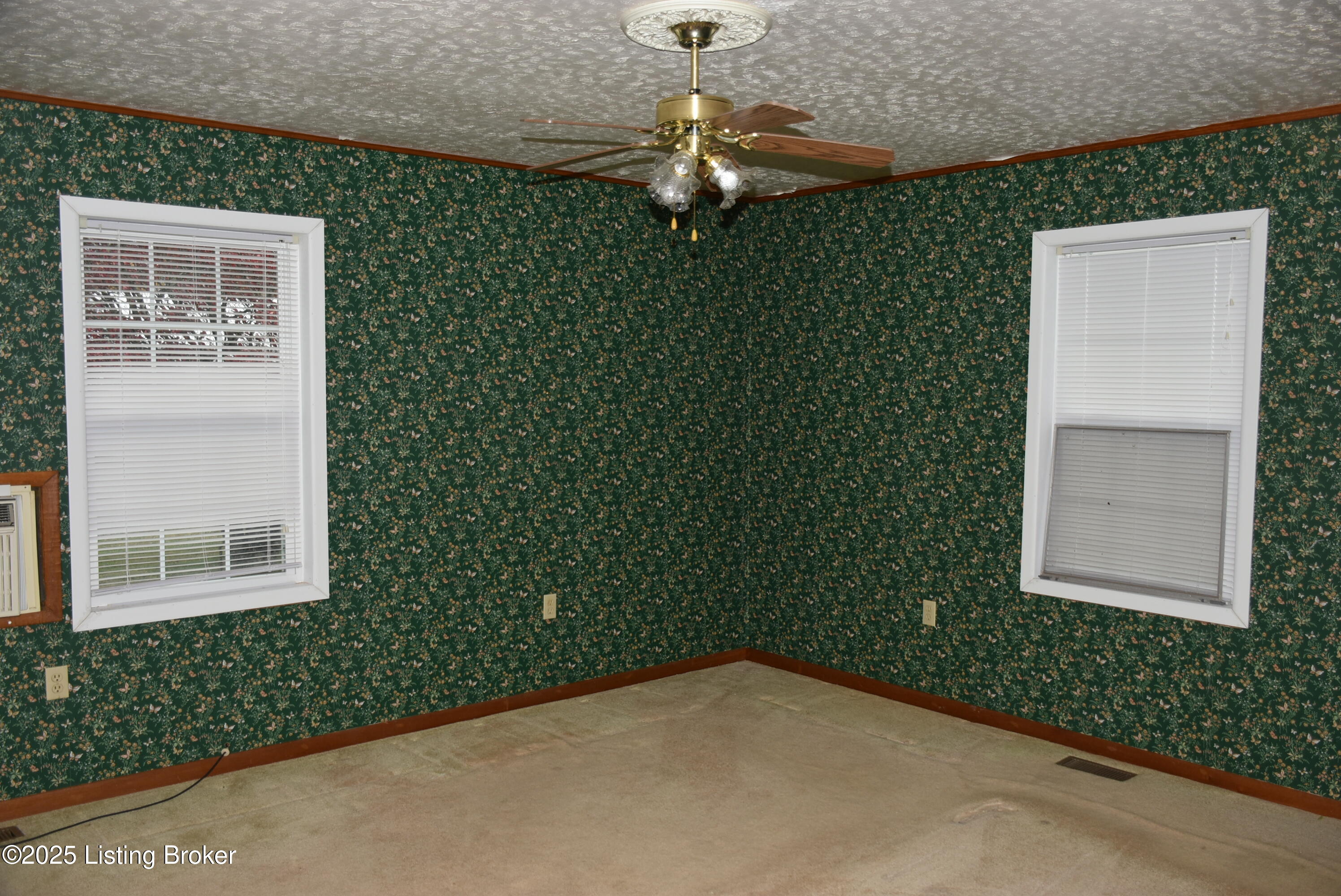 2805 Columbia Rd Property Photo 44