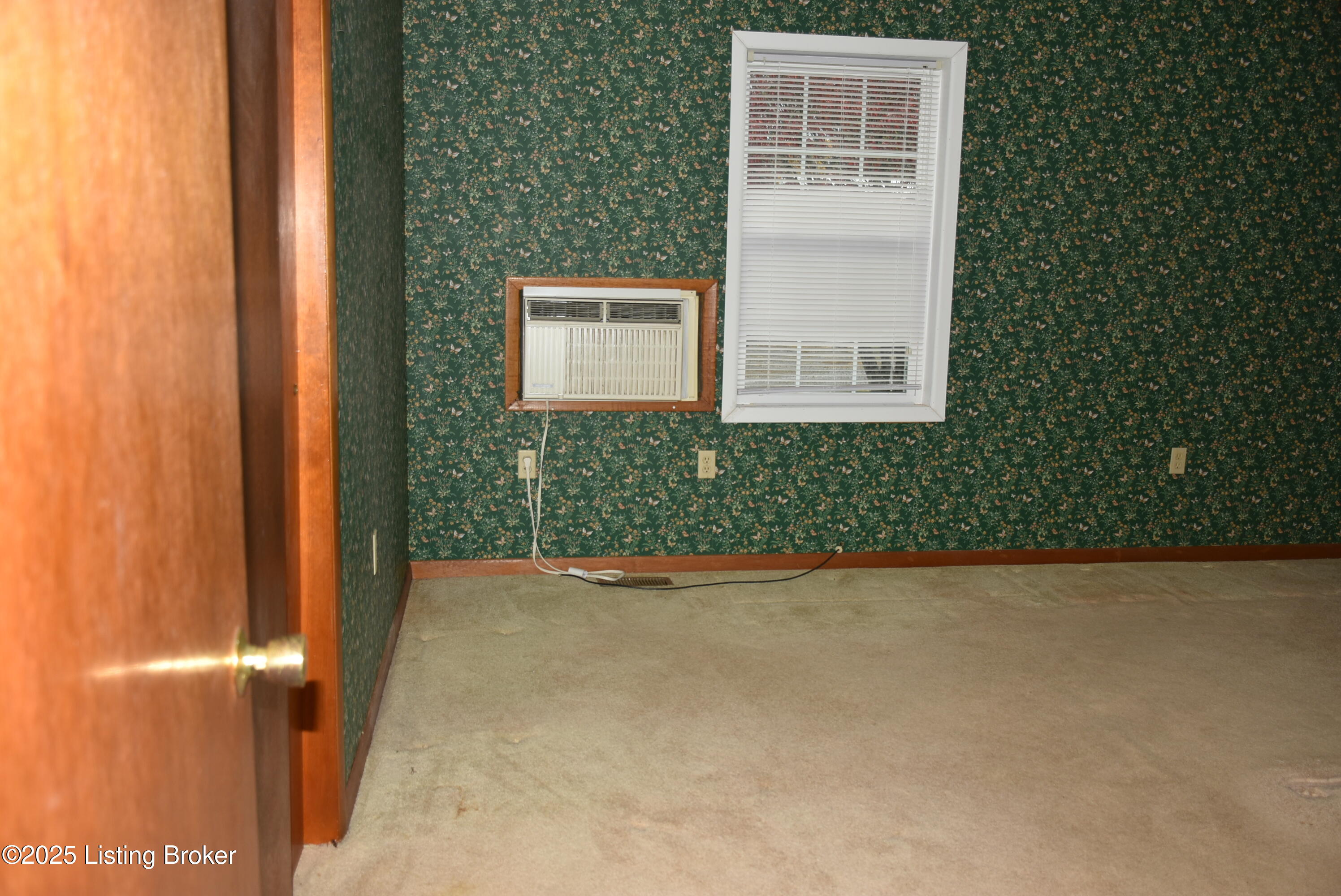 2805 Columbia Rd Property Photo 45