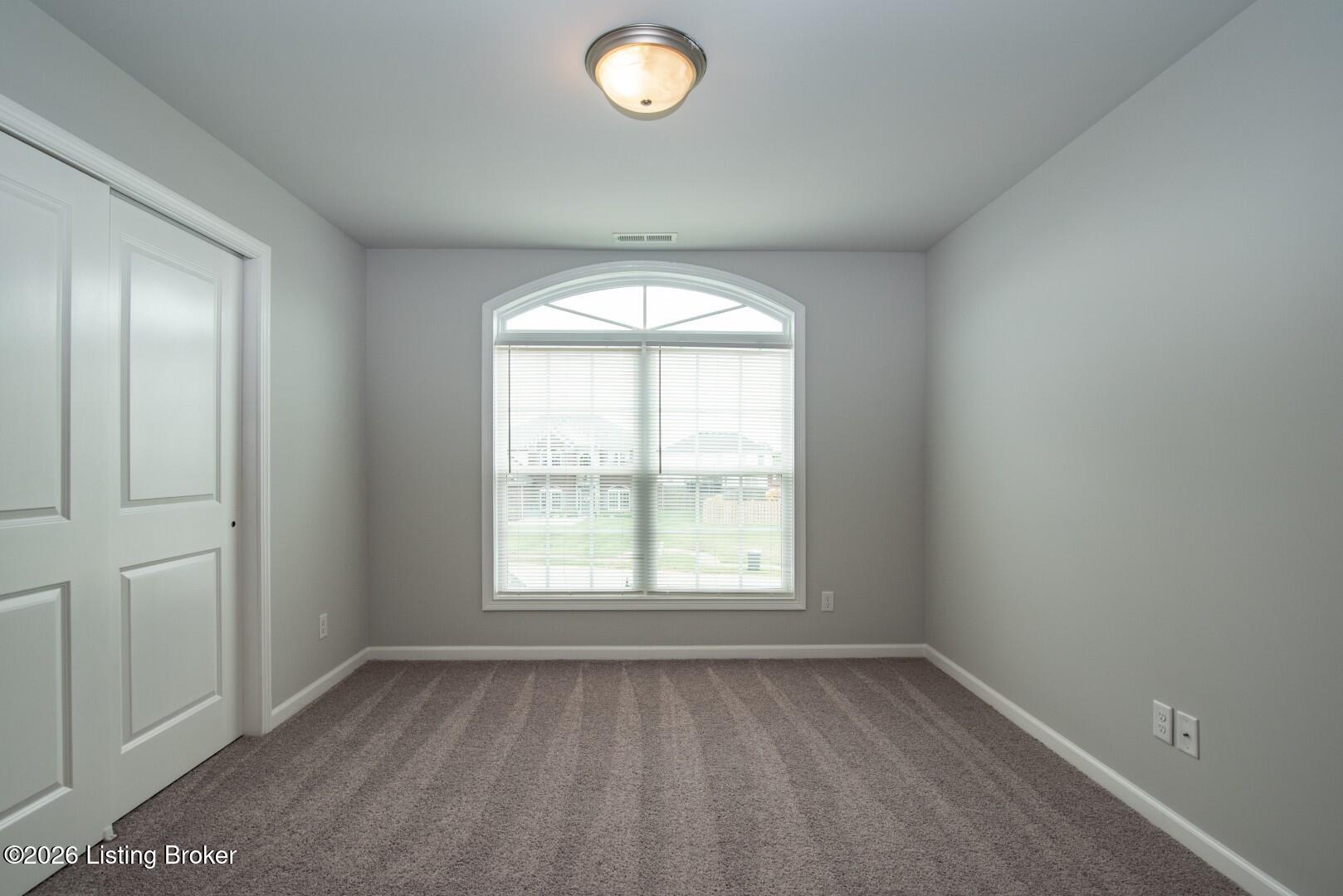 219 N Canterbury Glen Dr Property Photo 55