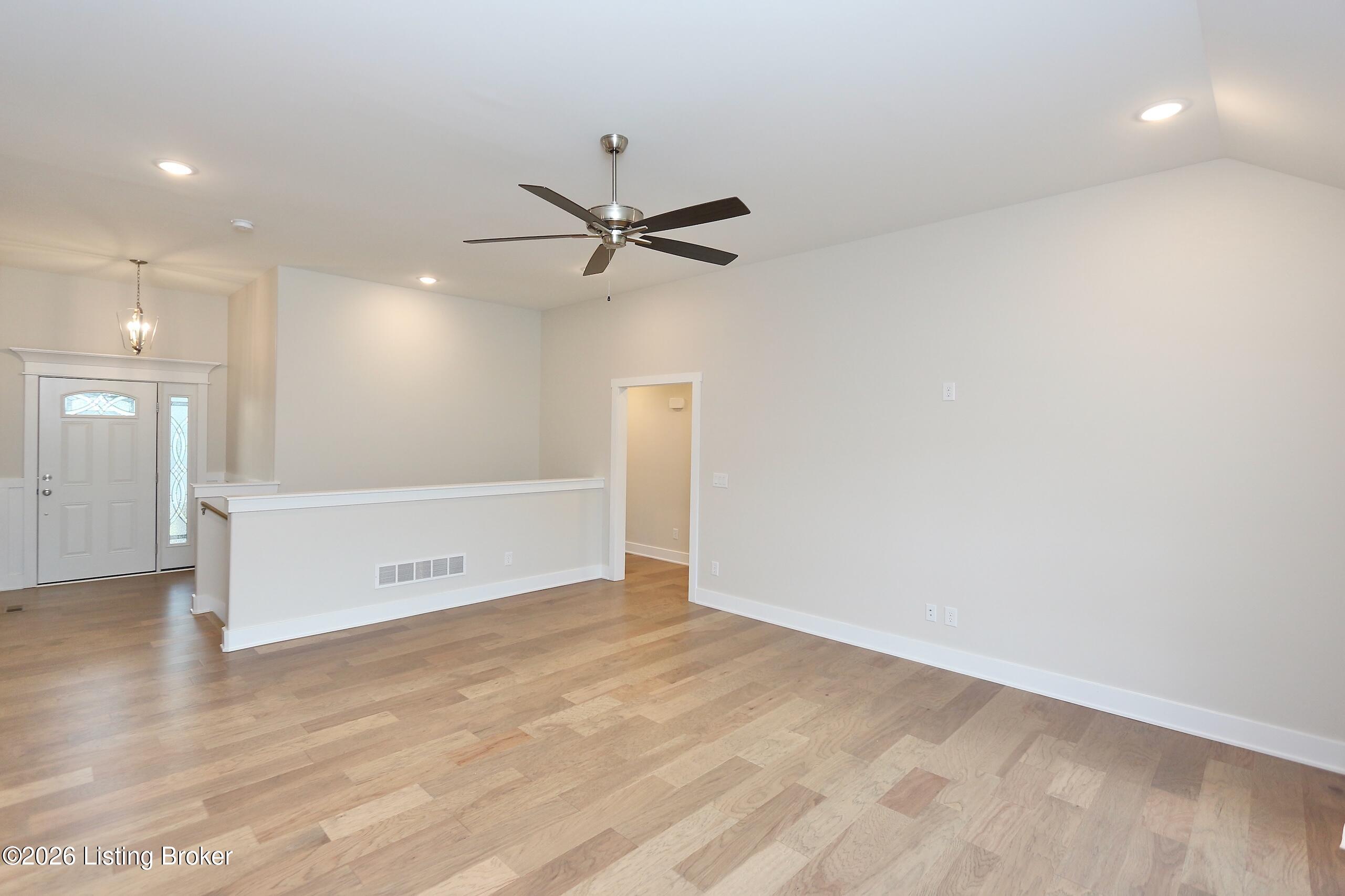 3035 Bridlewood Ln Property Photo 7