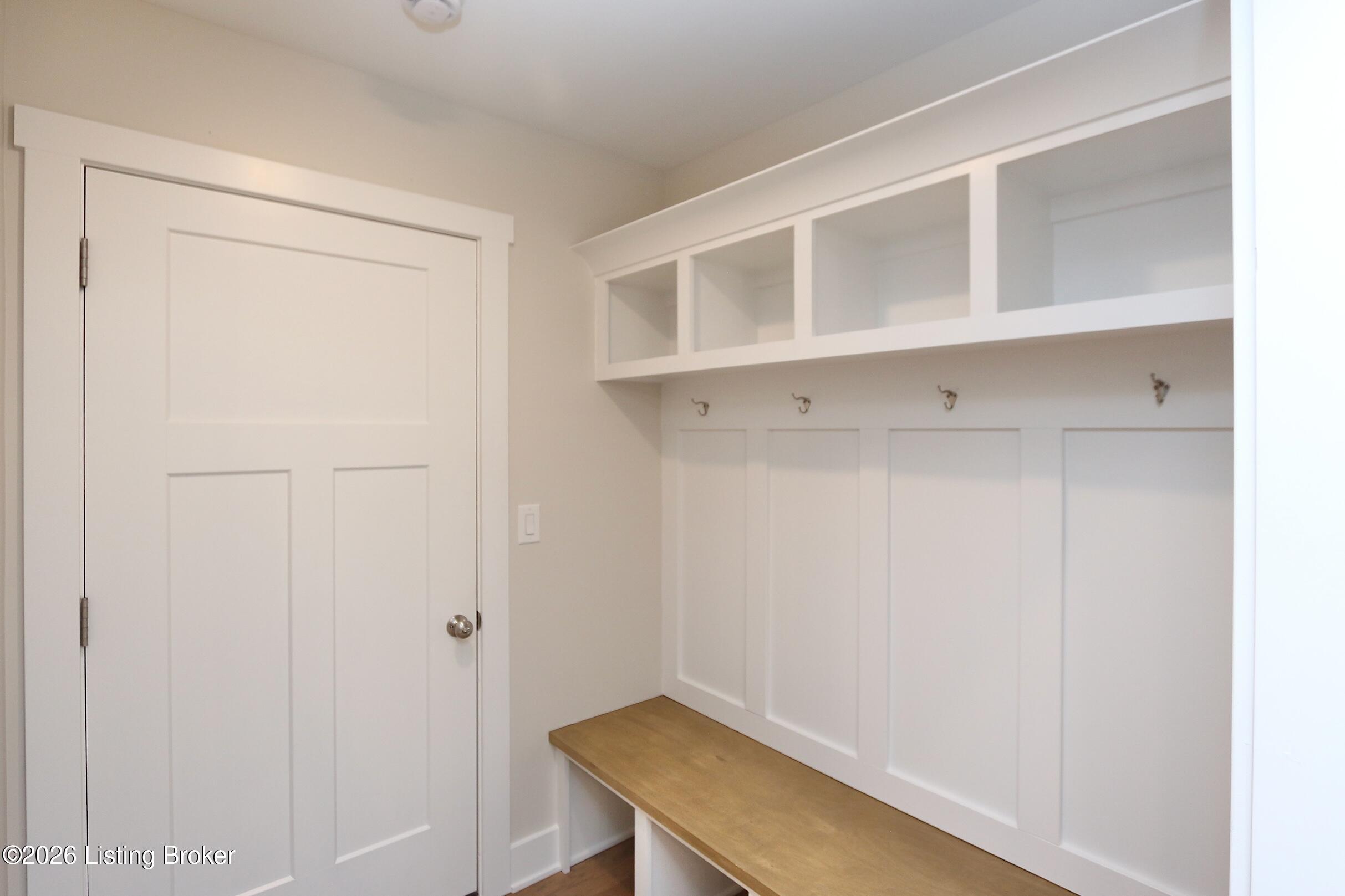 3035 Bridlewood Ln Property Photo 15