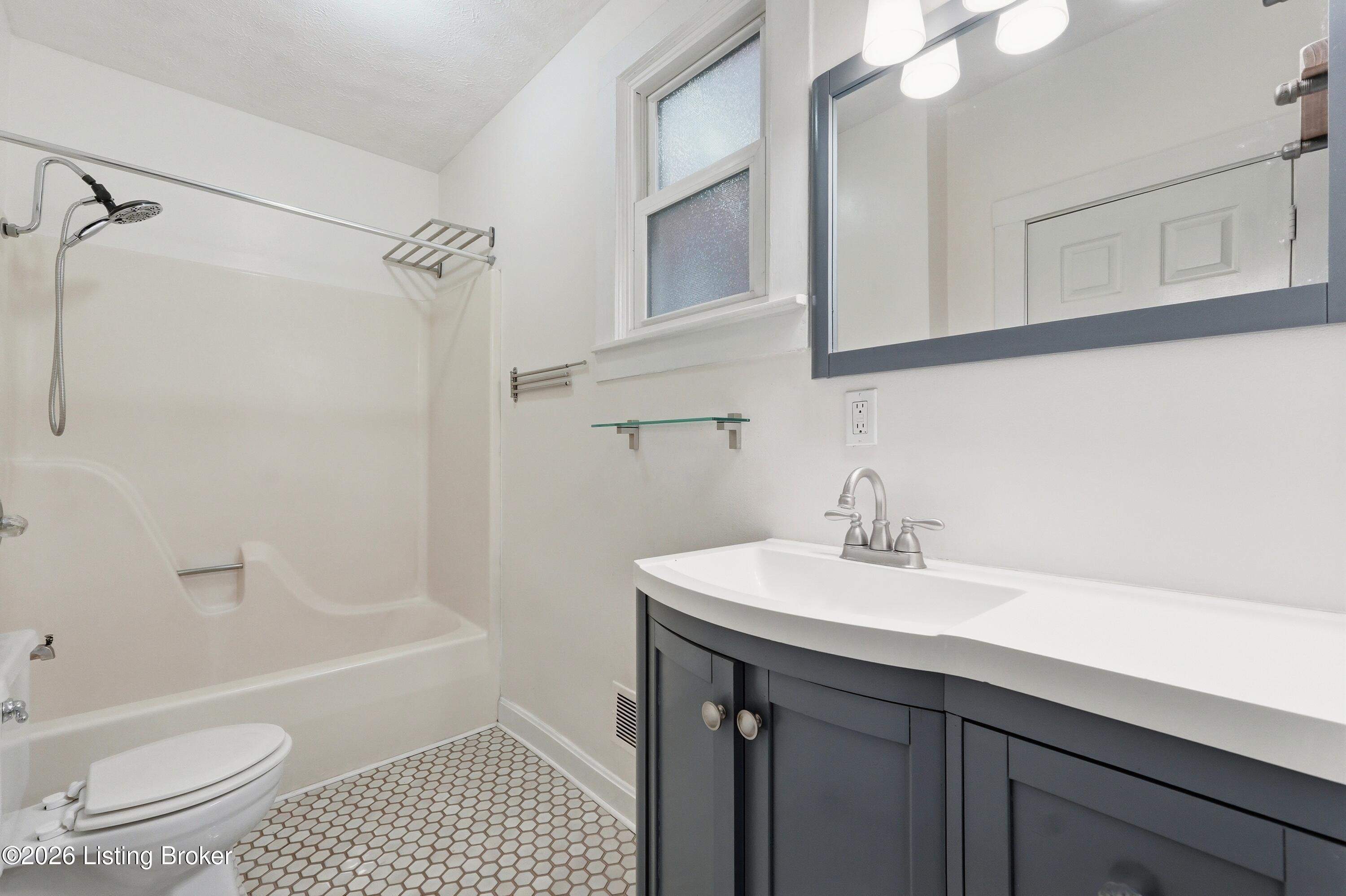 1602 Lucia Ave Property Photo 18