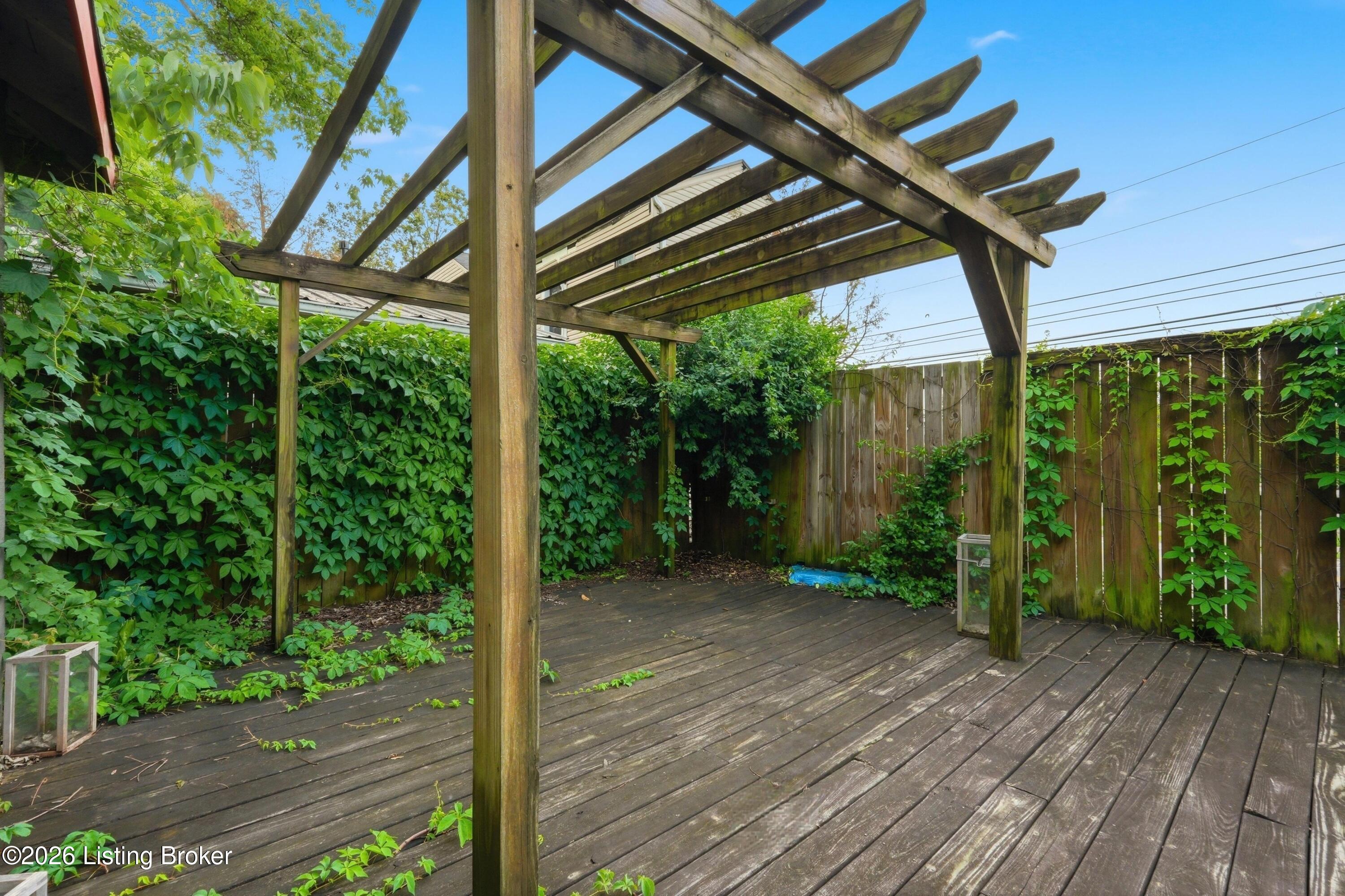 1602 Lucia Ave Property Photo 29