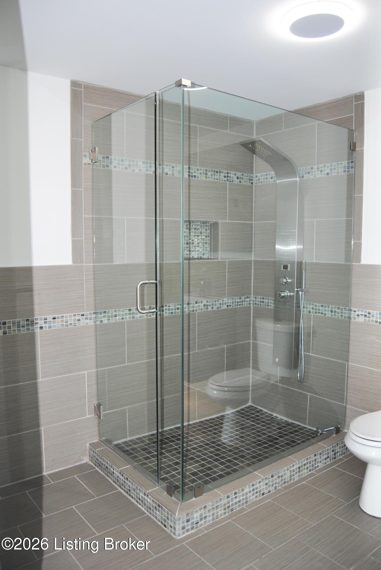 222 E Witherspoon St 603 Property Photo 35