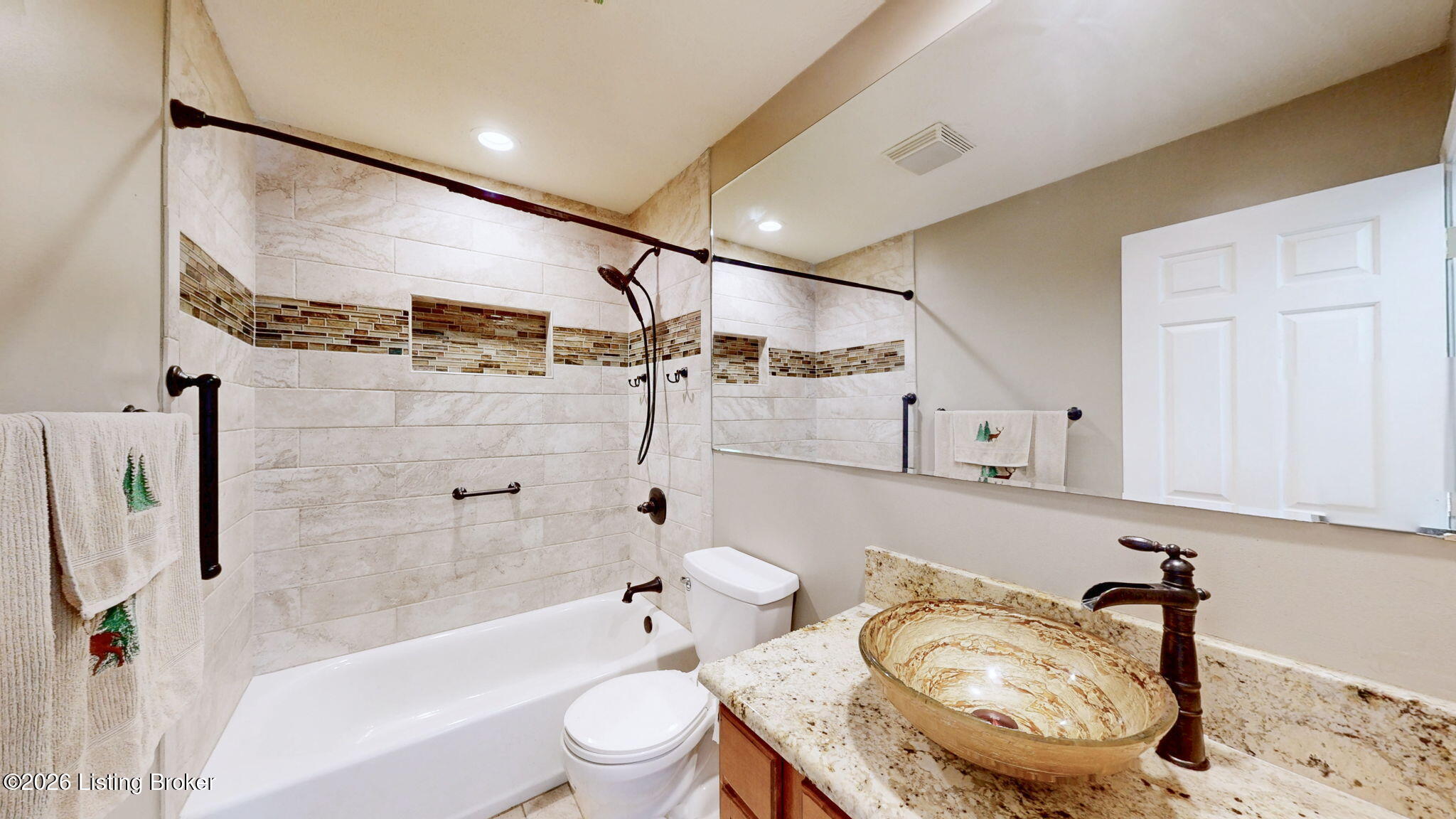 1103 Cliffwood Dr Property Photo 16
