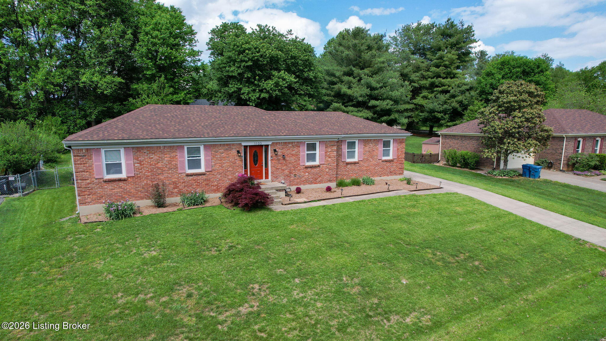 1103 Cliffwood Dr Property Photo 20