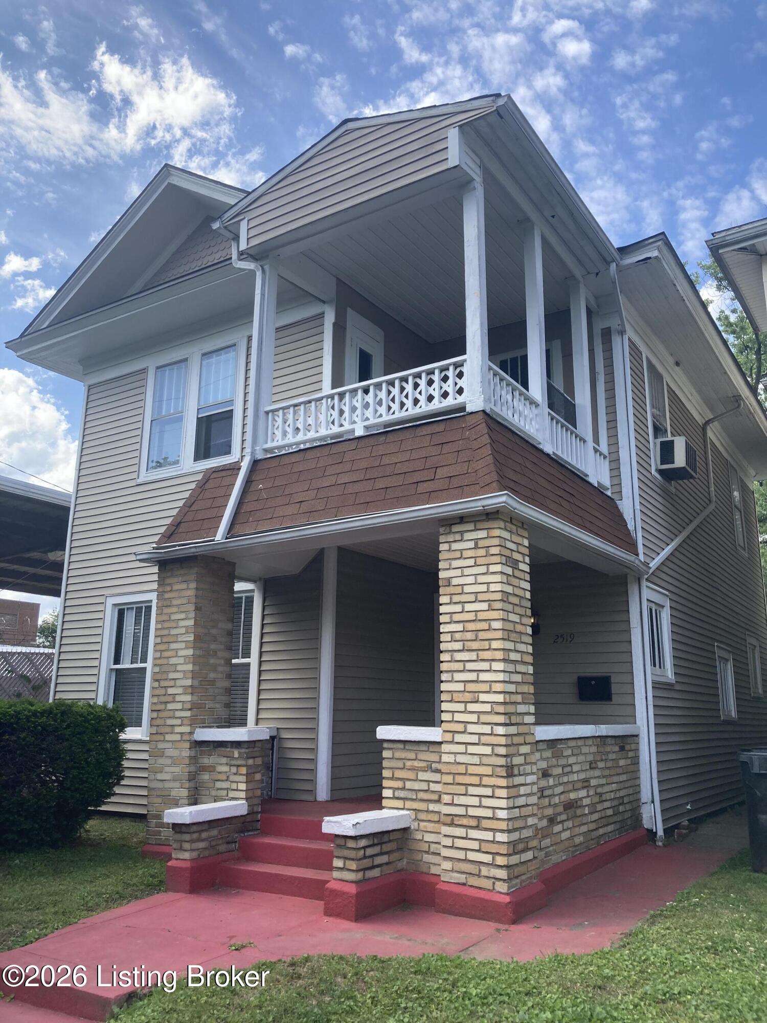 2519 Magazine St Property Photo 1