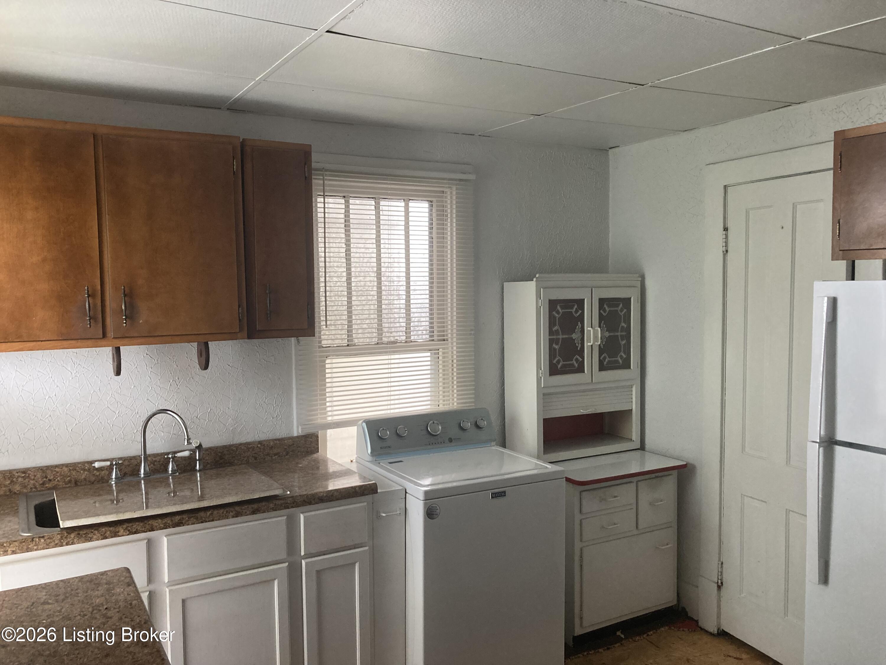 2519 Magazine St Property Photo 27