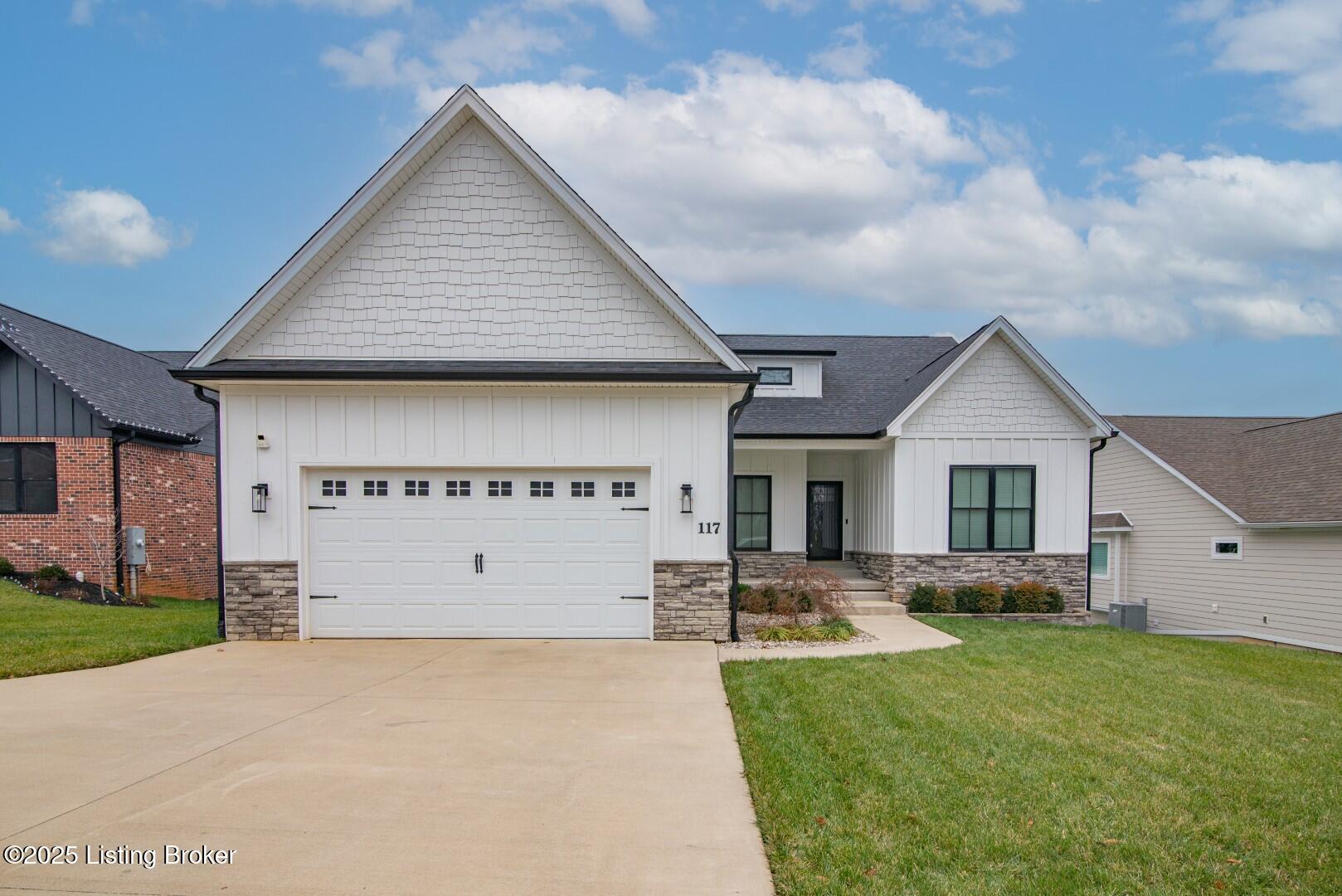 117 Highpoint Ct Property Photo 1