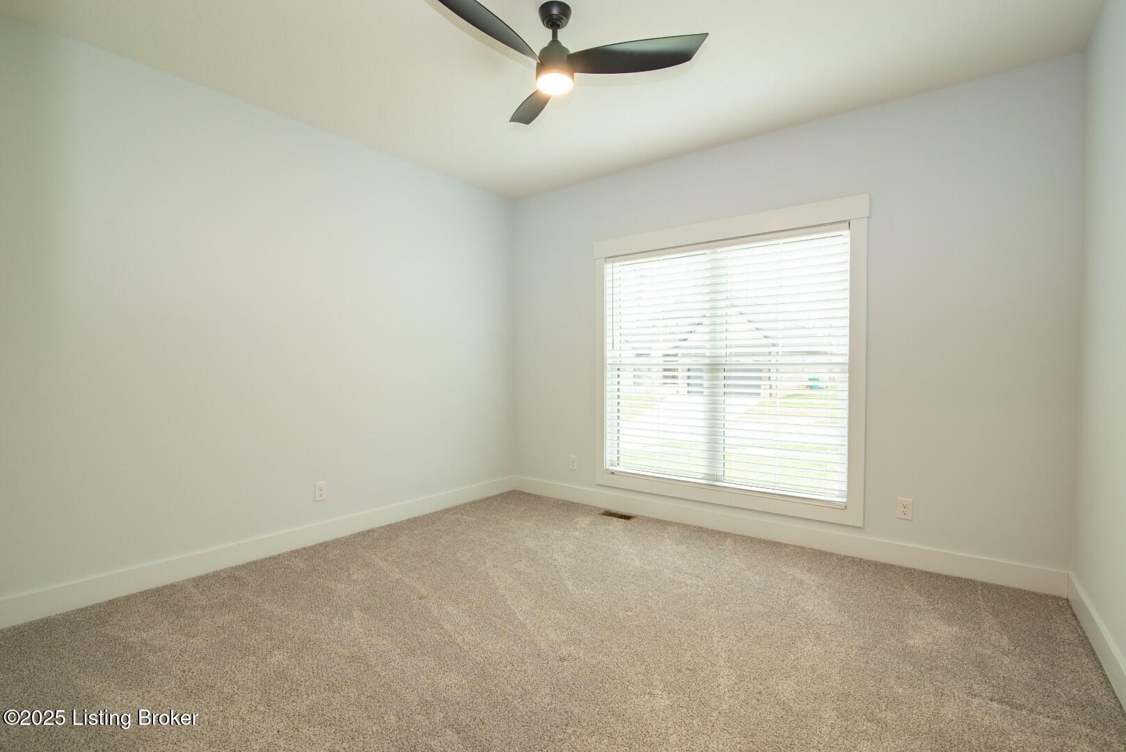 117 Highpoint Ct Property Photo 34