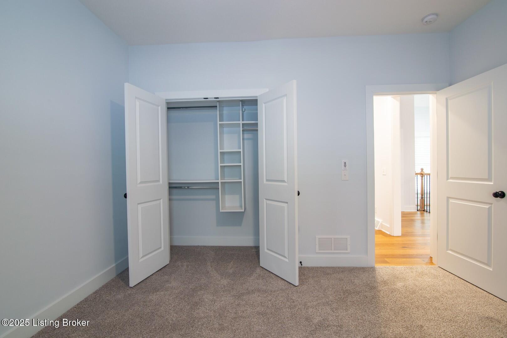 117 Highpoint Ct Property Photo 39