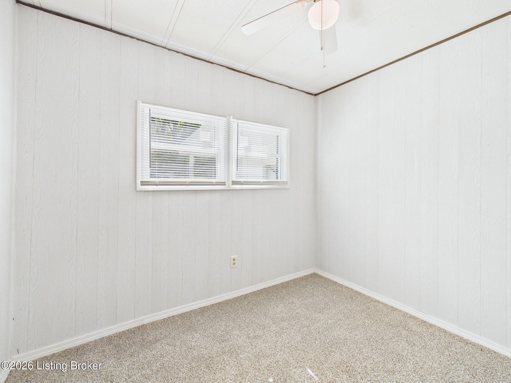 136 Beech Ct Property Photo 12