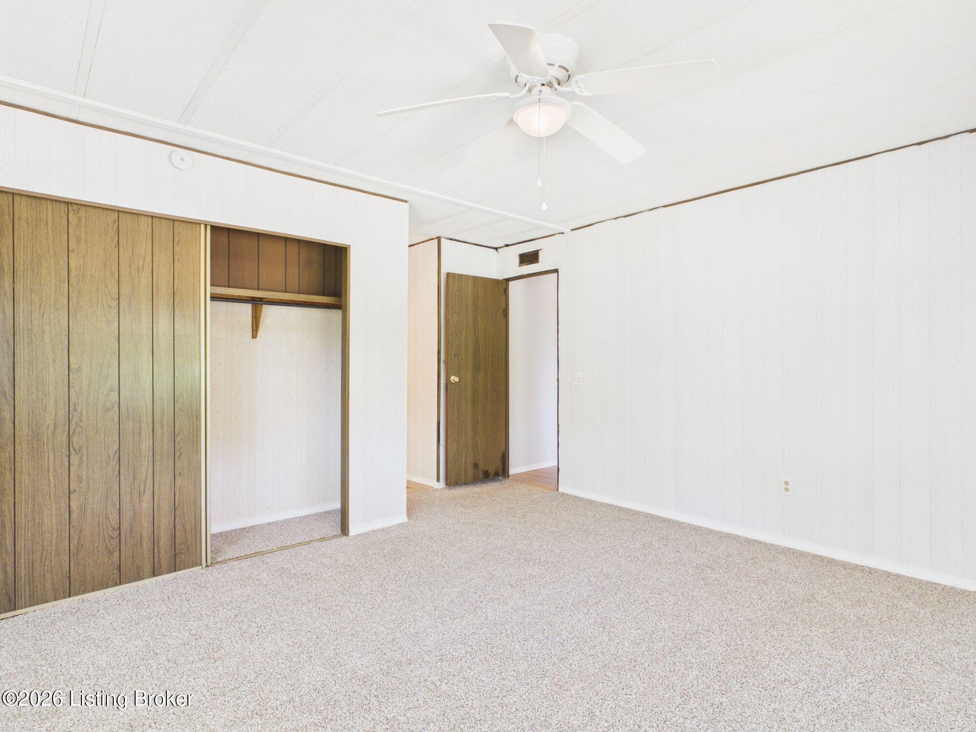 136 Beech Ct Property Photo 16