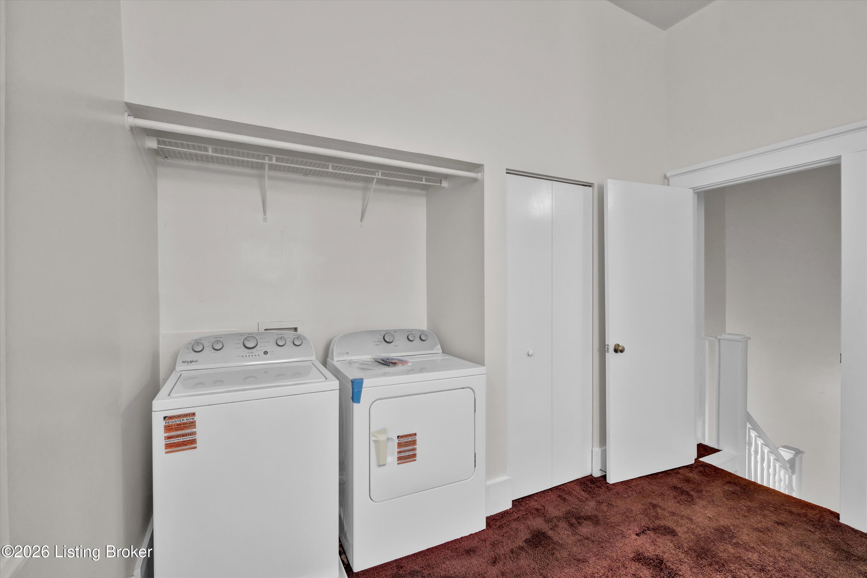 128 E Oak St Apt 2 Property Photo 27