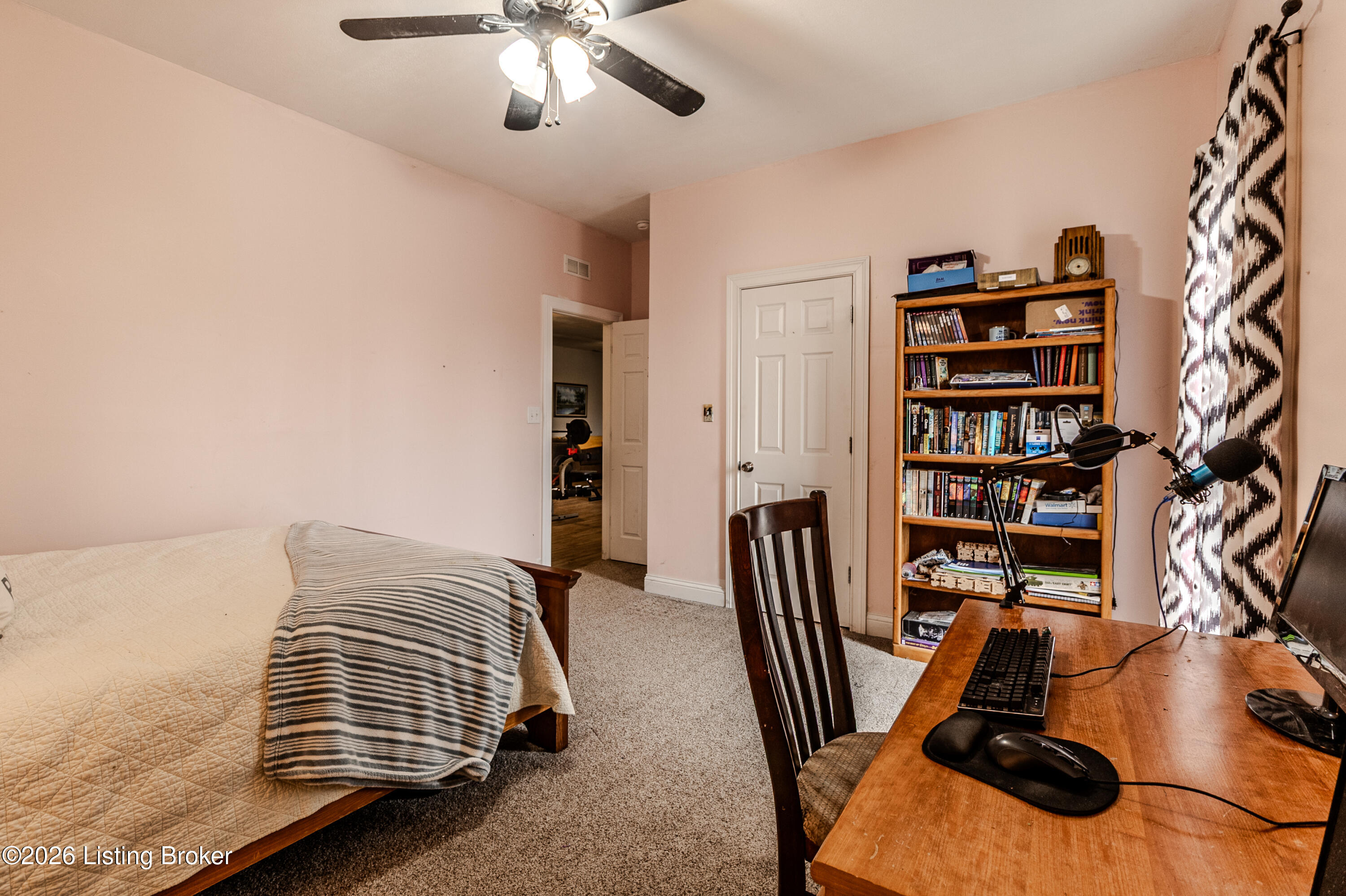 2942 N Pendleton Rd Property Photo 48