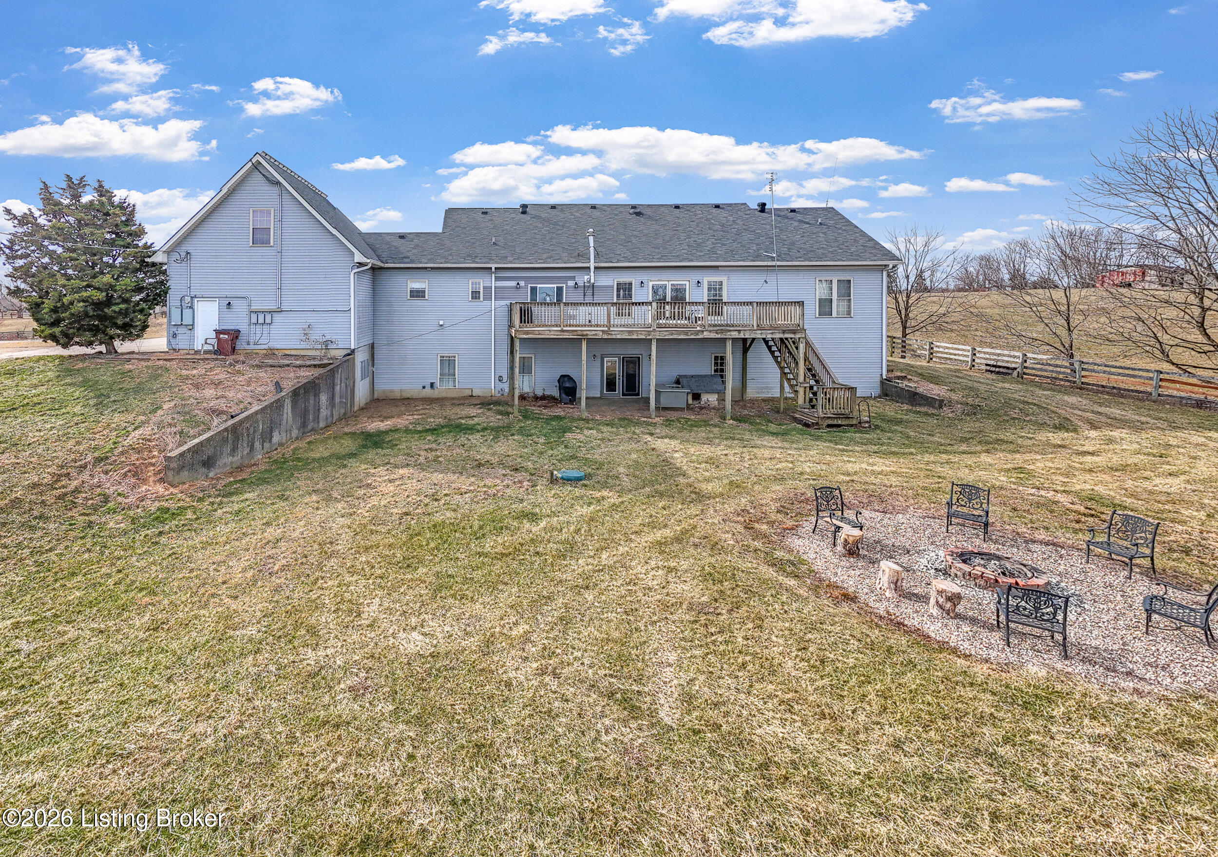 2942 N Pendleton Rd Property Photo 59
