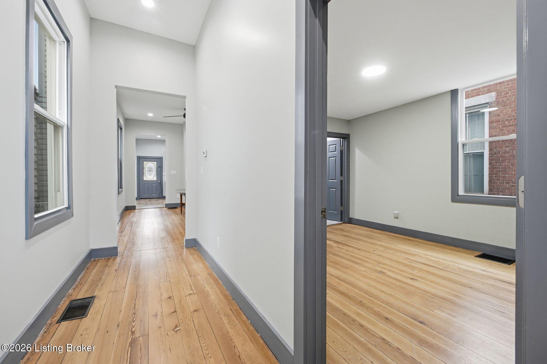 1123 Rogers St Property Photo 7