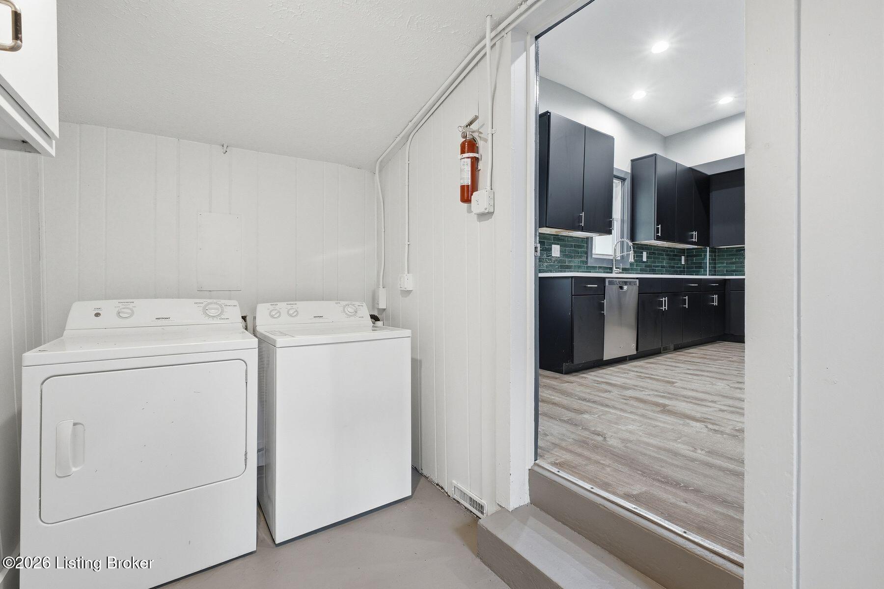 1123 Rogers St Property Photo 19