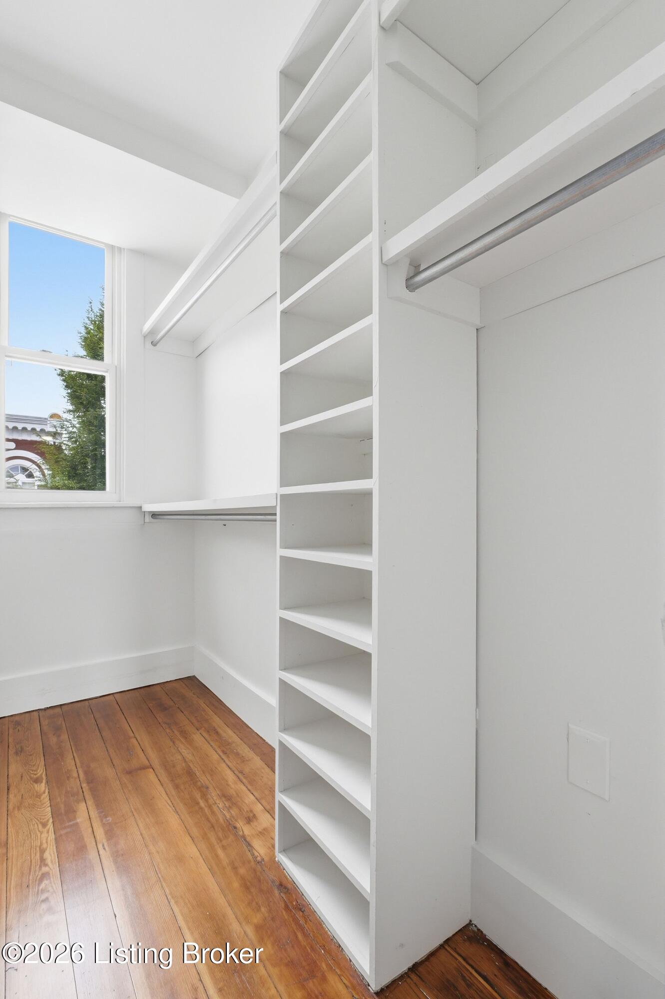 1123 Rogers St Property Photo 23