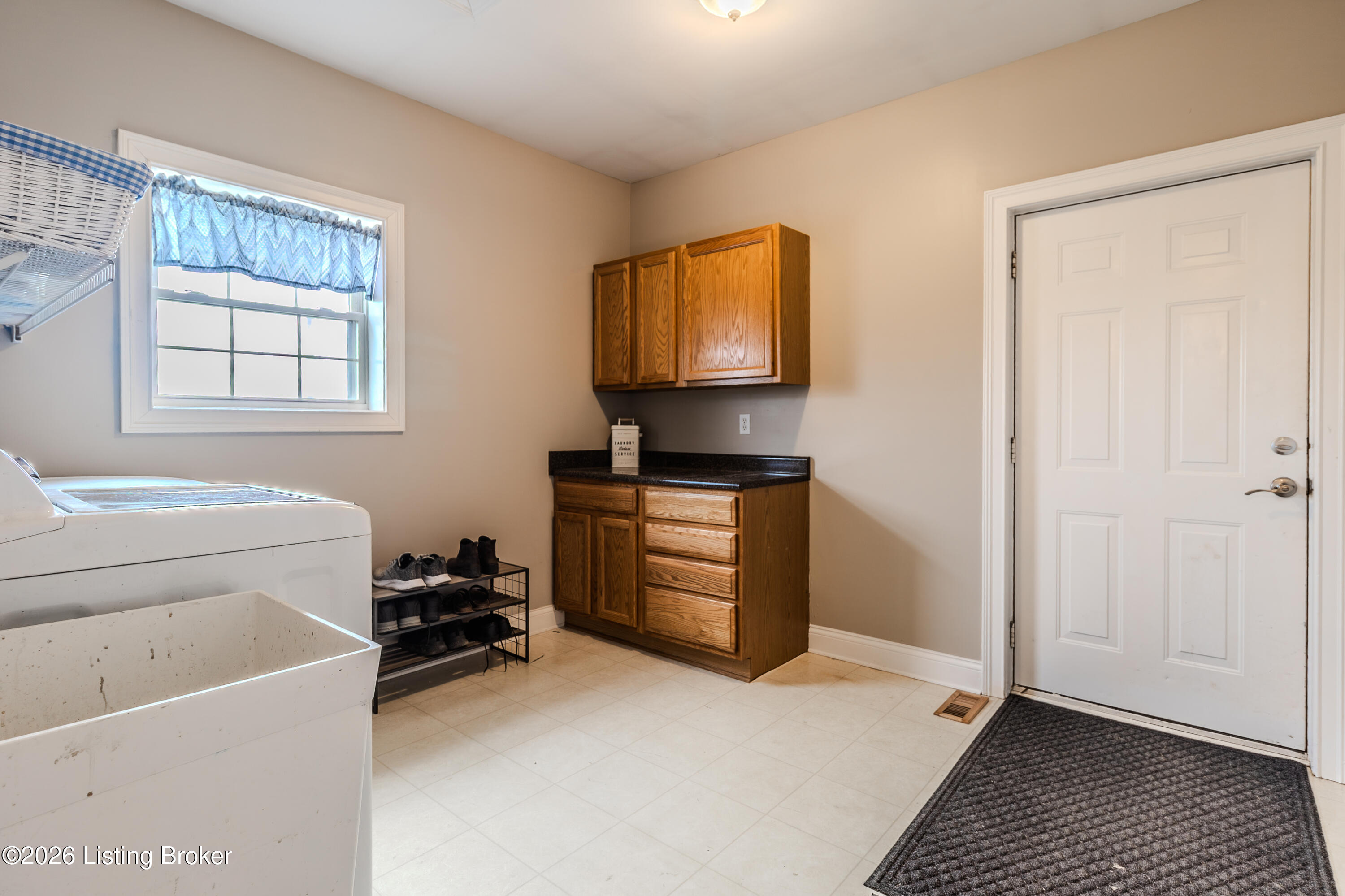 2942 N Pendleton Rd Property Photo 50