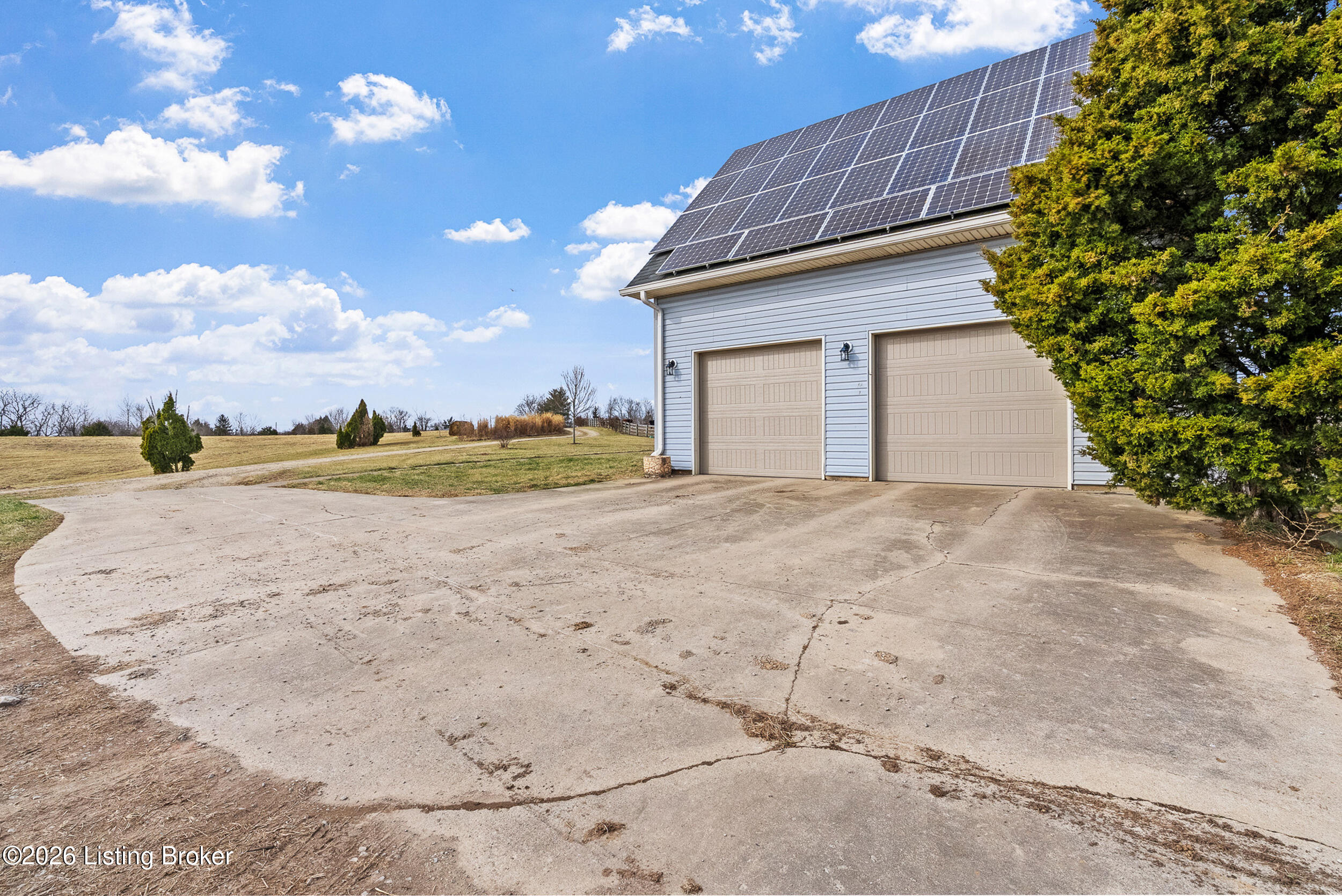 2942 N Pendleton Rd Property Photo 95