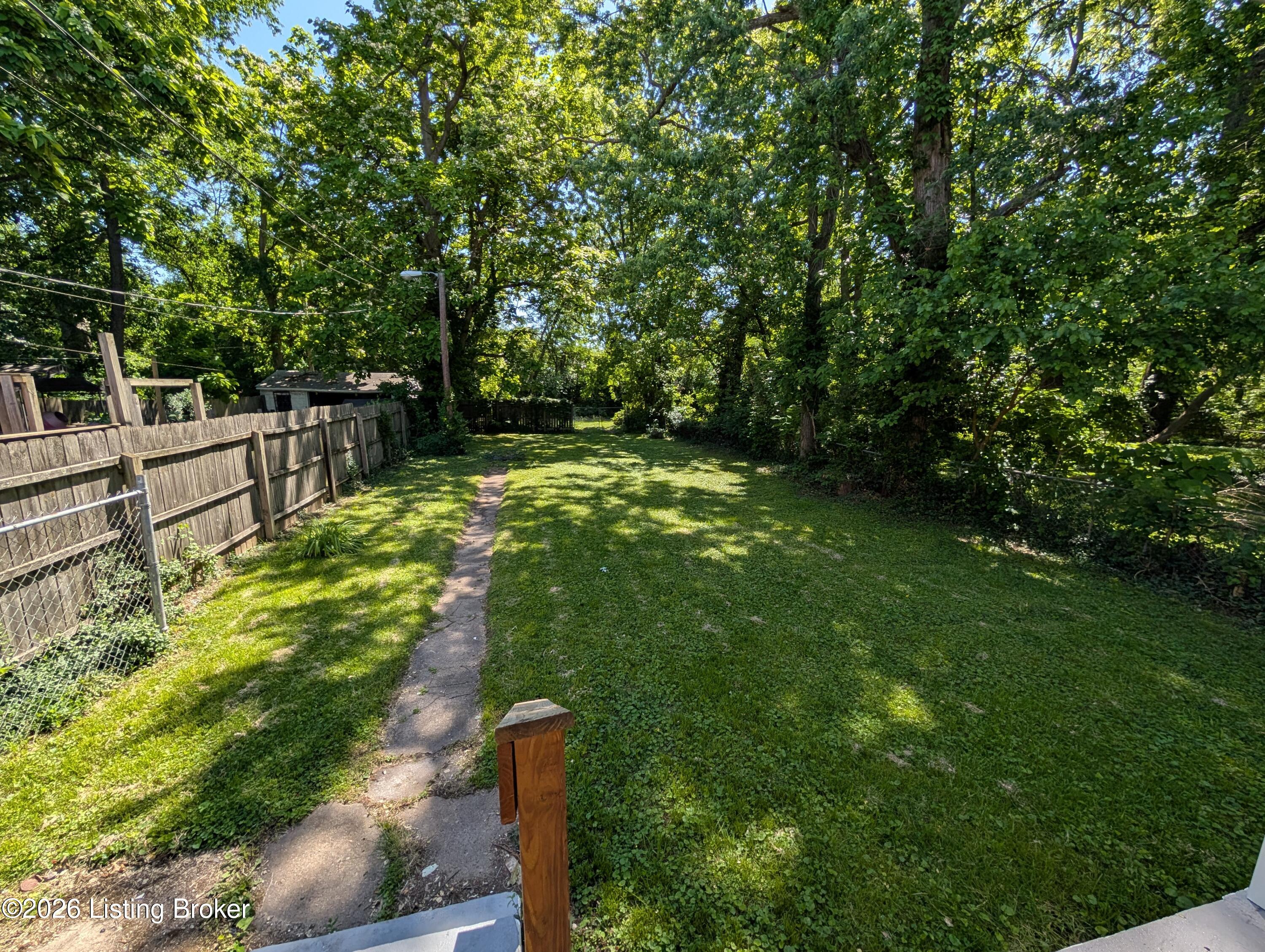 651 Louis Coleman Junior Dr Property Photo 21