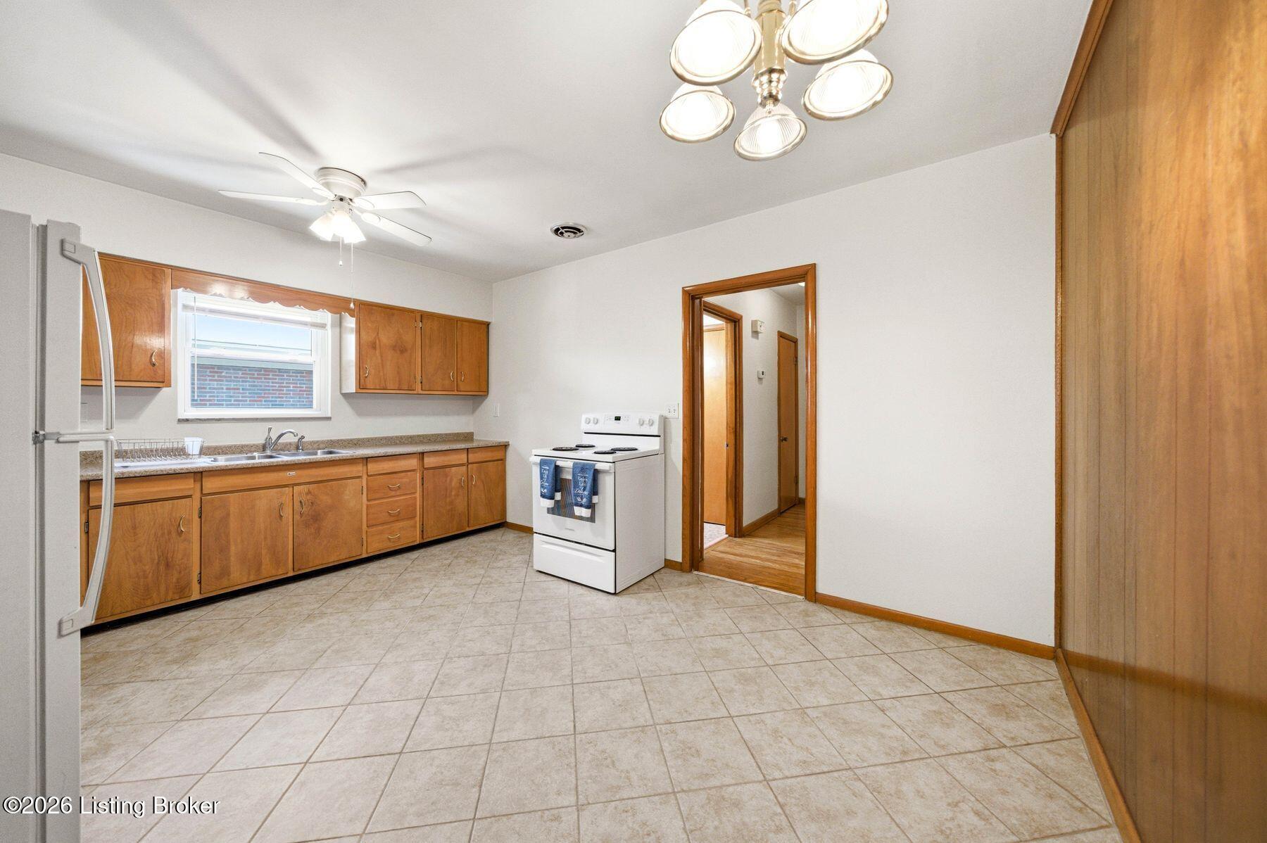 119 Mcarthur Dr Property Photo 30