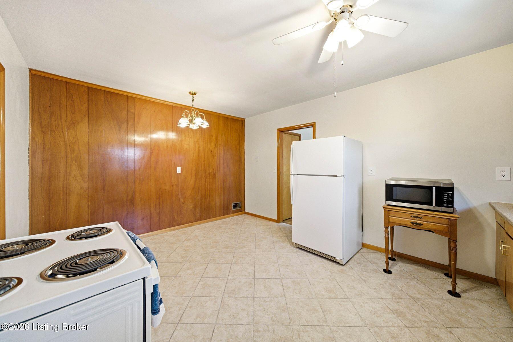119 Mcarthur Dr Property Photo 33