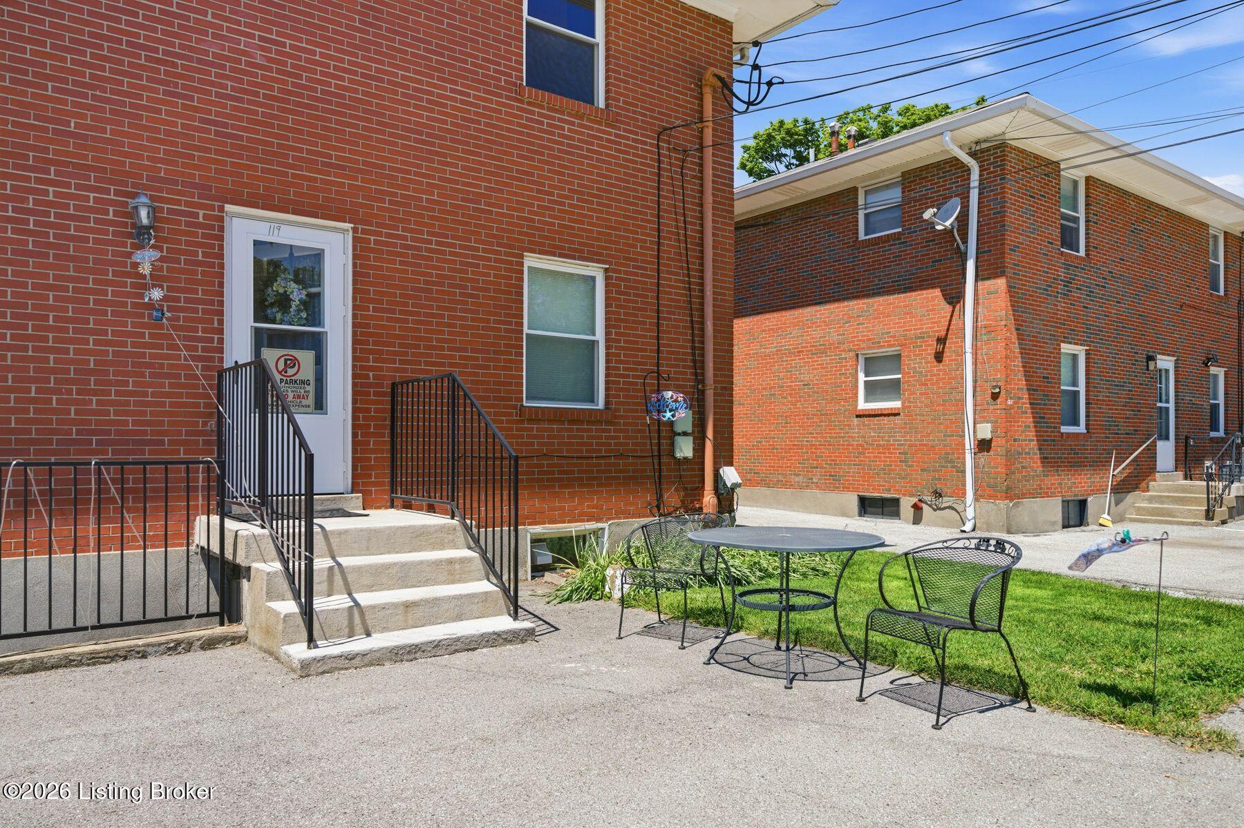 119 Mcarthur Dr Property Photo 40