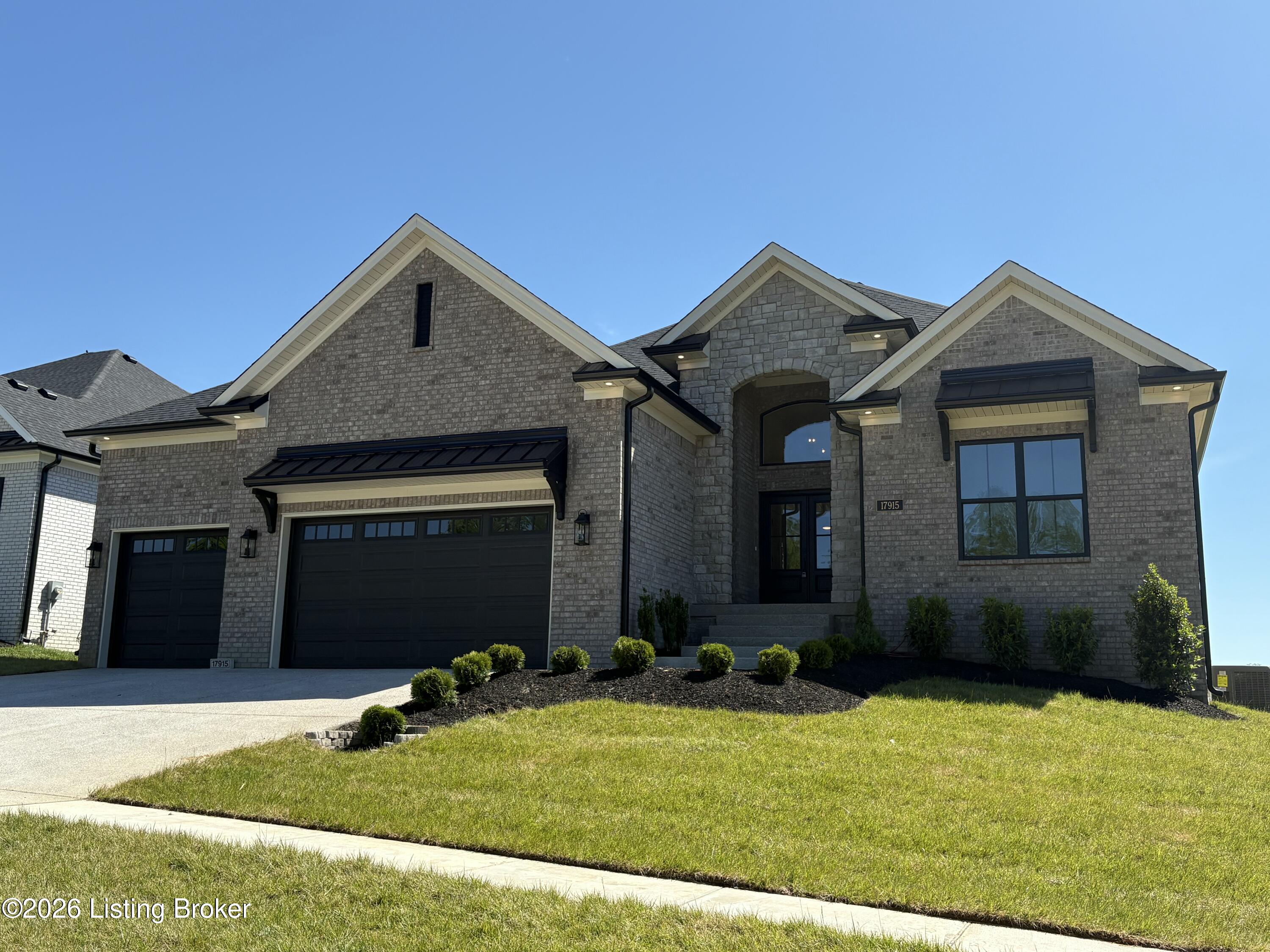 17915 Shakes Creek Dr Property Photo 1