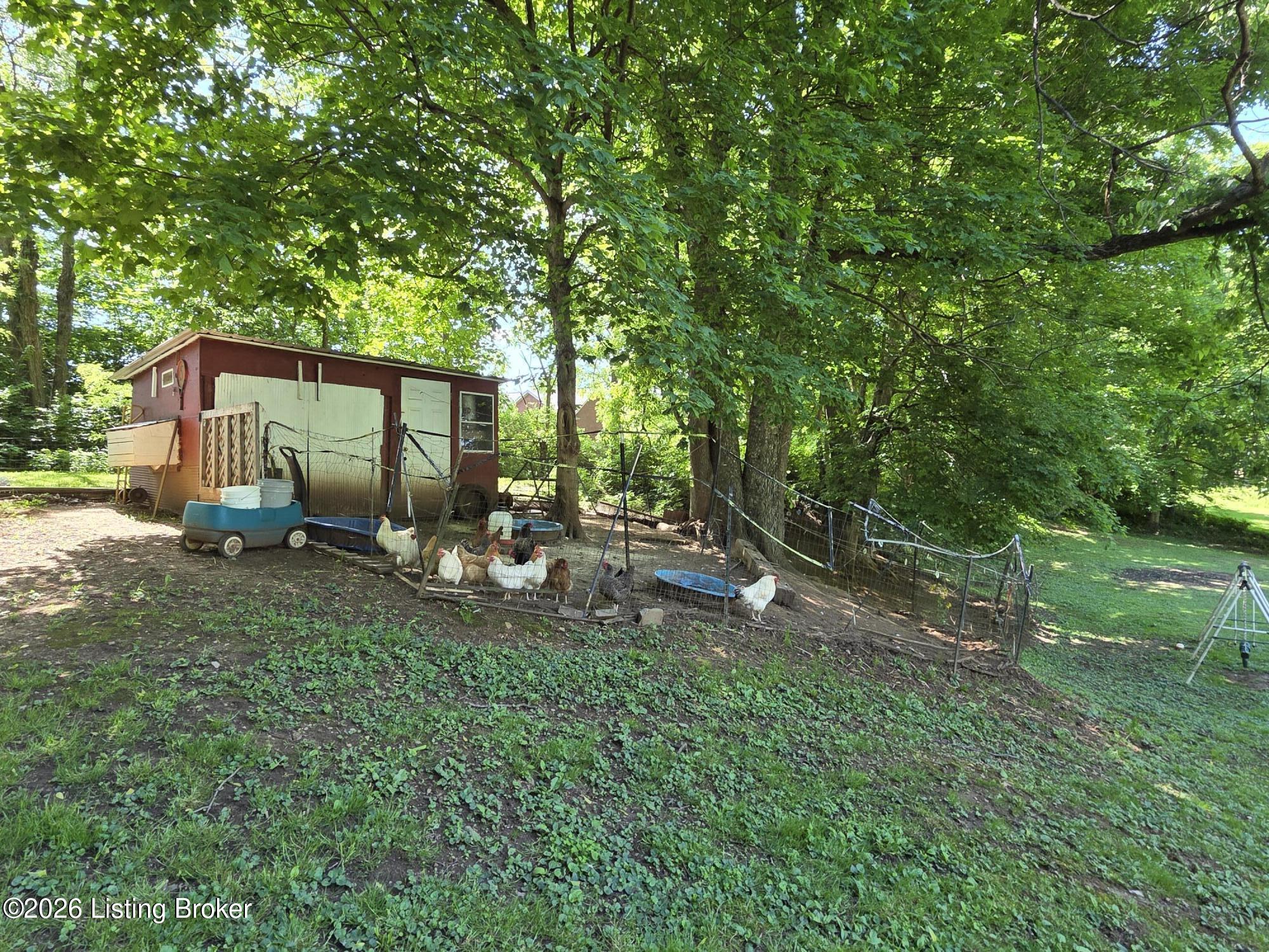 3981 Woodlawn Rd Property Photo 36