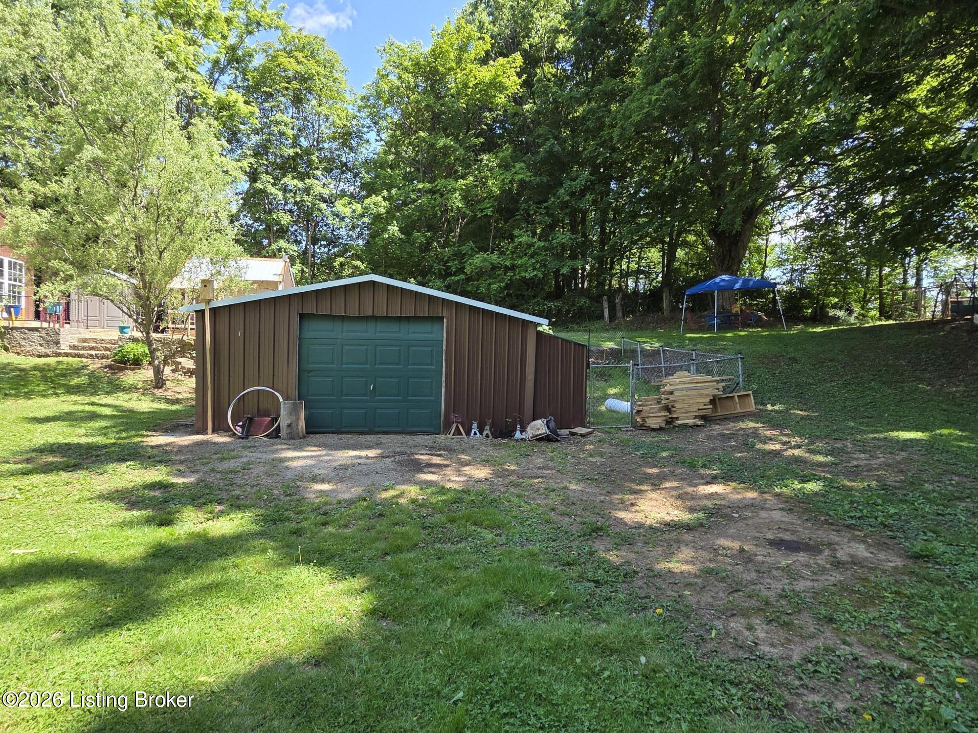 3981 Woodlawn Rd Property Photo 39